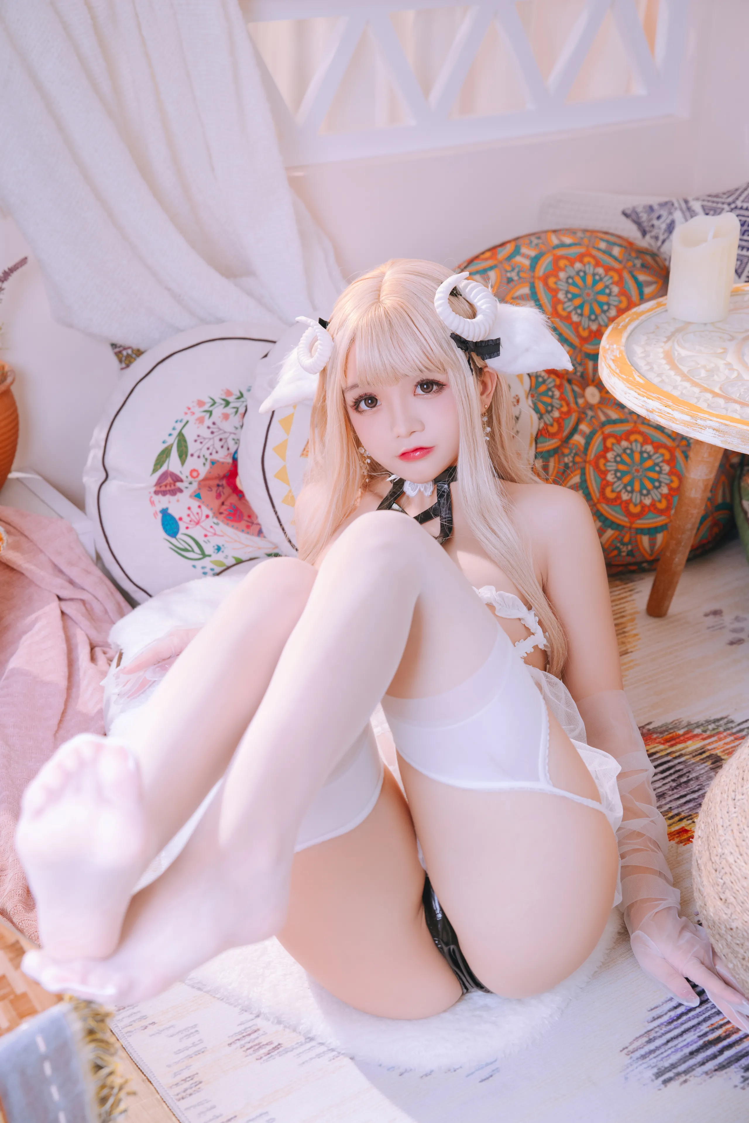 Đọc truyện hentai Tuyển tập Albums siêu phẩm Cosplay - Chap 1011 - Rina Jiao - White Lamb