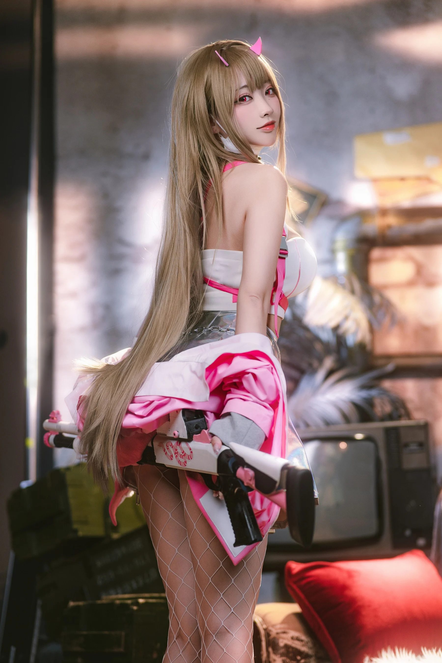 Đọc truyện hentai Tuyển tập Albums siêu phẩm Cosplay - Chap 338 - Sakura Miyamoto - Viper