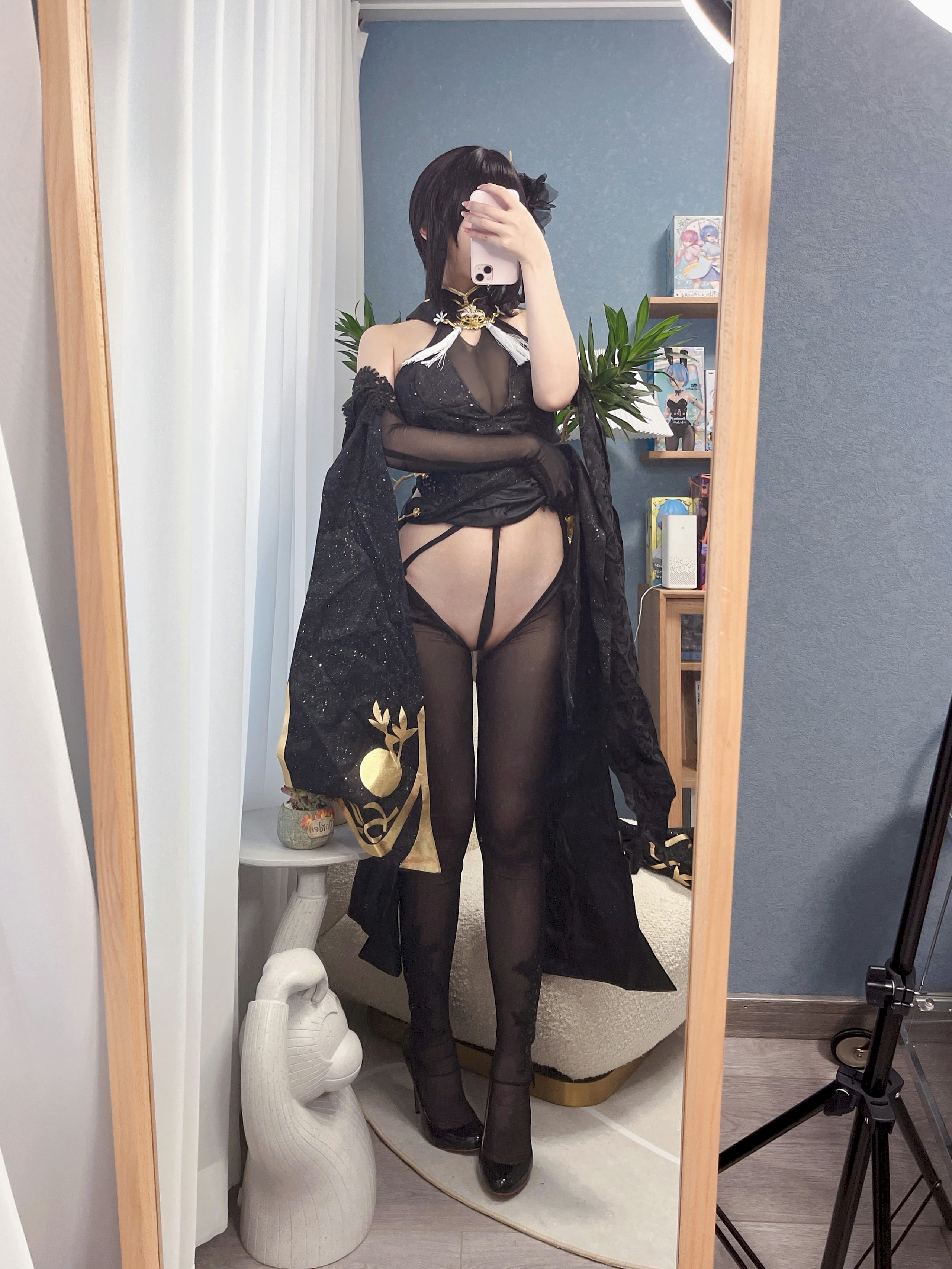 Đọc truyện hentai Tuyển tập Albums siêu phẩm Cosplay - Chap 660 - Rioko liangliangzi zhenhai selfie