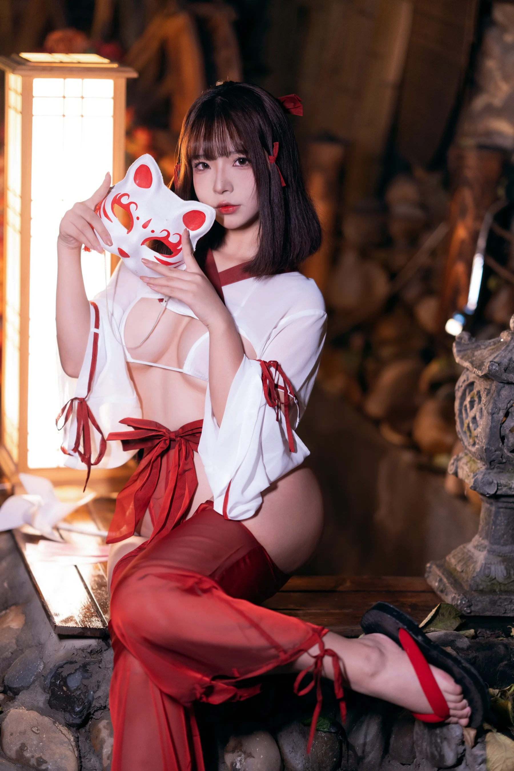 Đọc truyện hentai Tuyển tập Albums siêu phẩm Cosplay - Chap 147 - yuuhui Tamaki - Vu nữ đền thờ