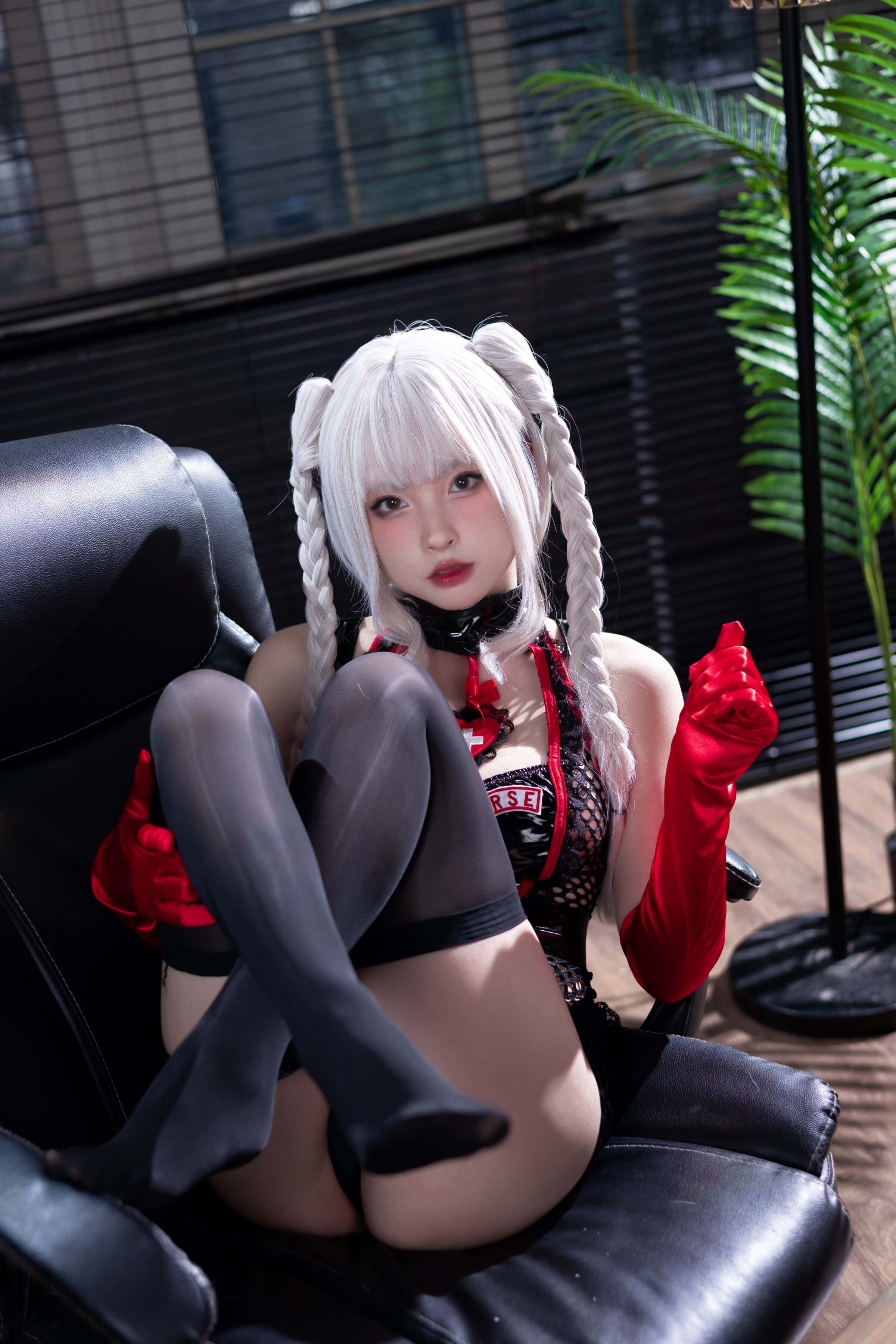 Đọc truyện hentai Tuyển tập Albums siêu phẩm Cosplay - Chap 1028 - Shimizu Yuno - White-haired nurse