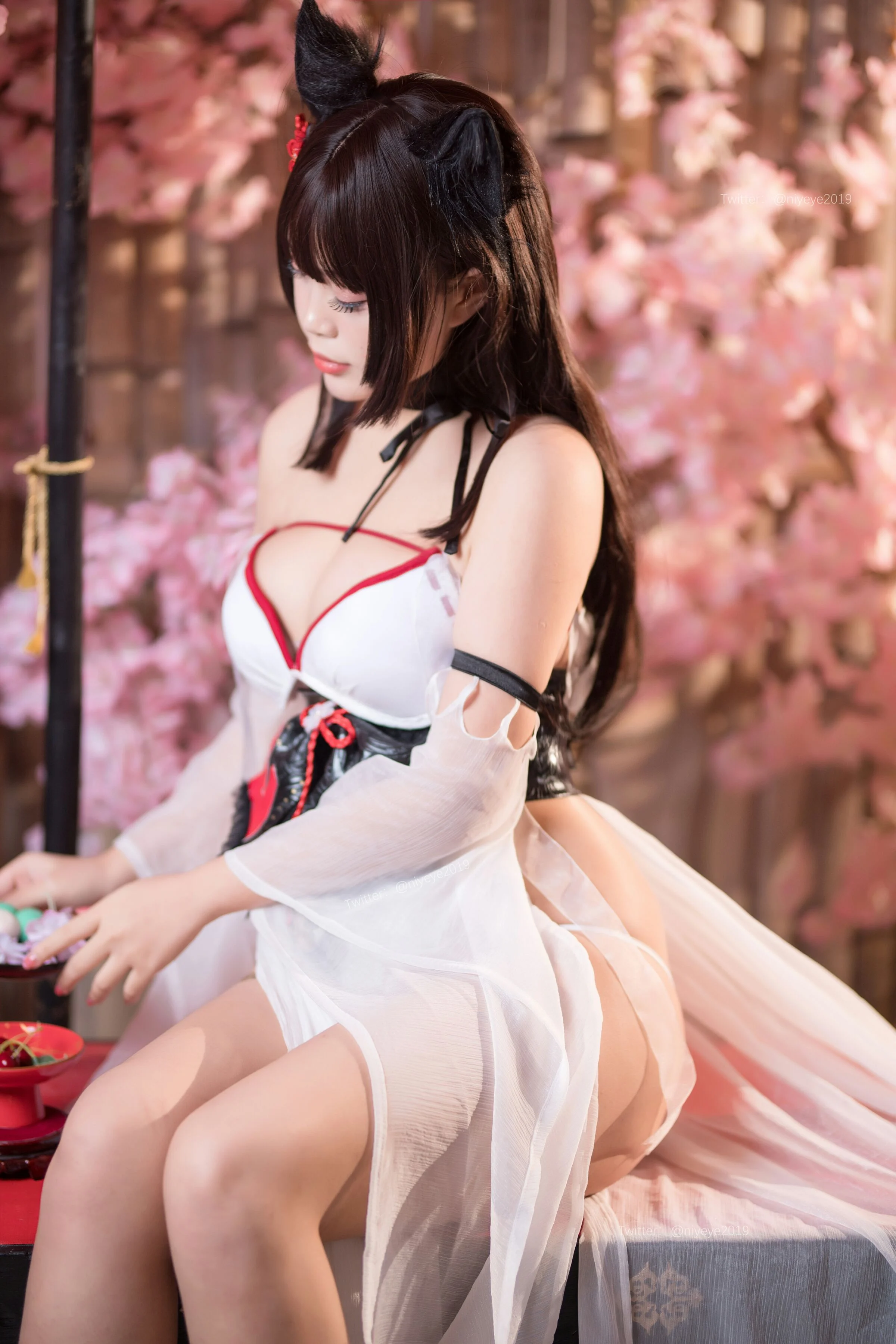 Đọc truyện hentai Tuyển tập Albums siêu phẩm Cosplay - Chap 613 - Bai Yeye - Azur Lane - Amagi