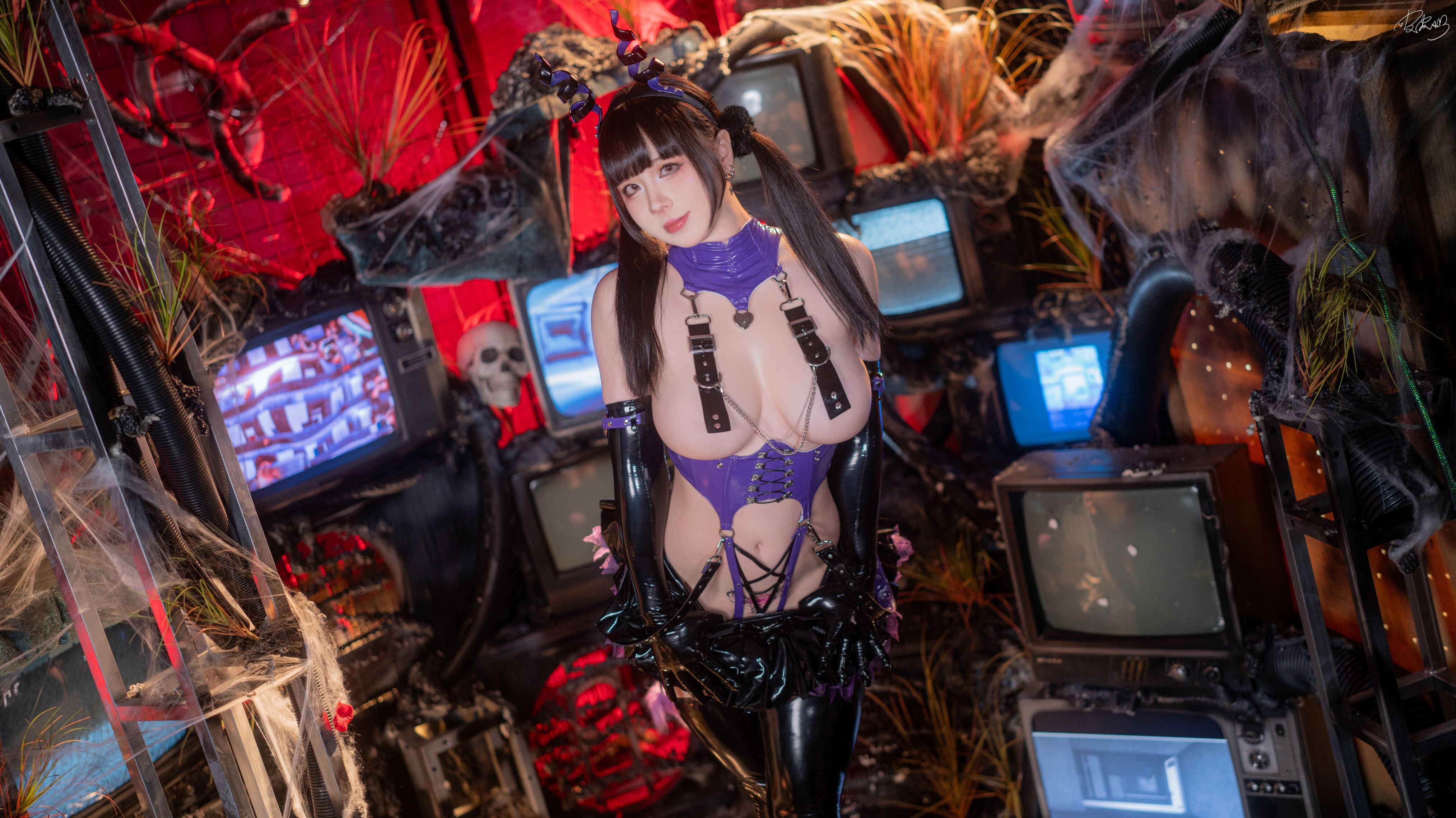 Đọc truyện hentai Tuyển tập Albums siêu phẩm Cosplay - Chap 1039 - Pipi Nai - Cyber ​​Succubus