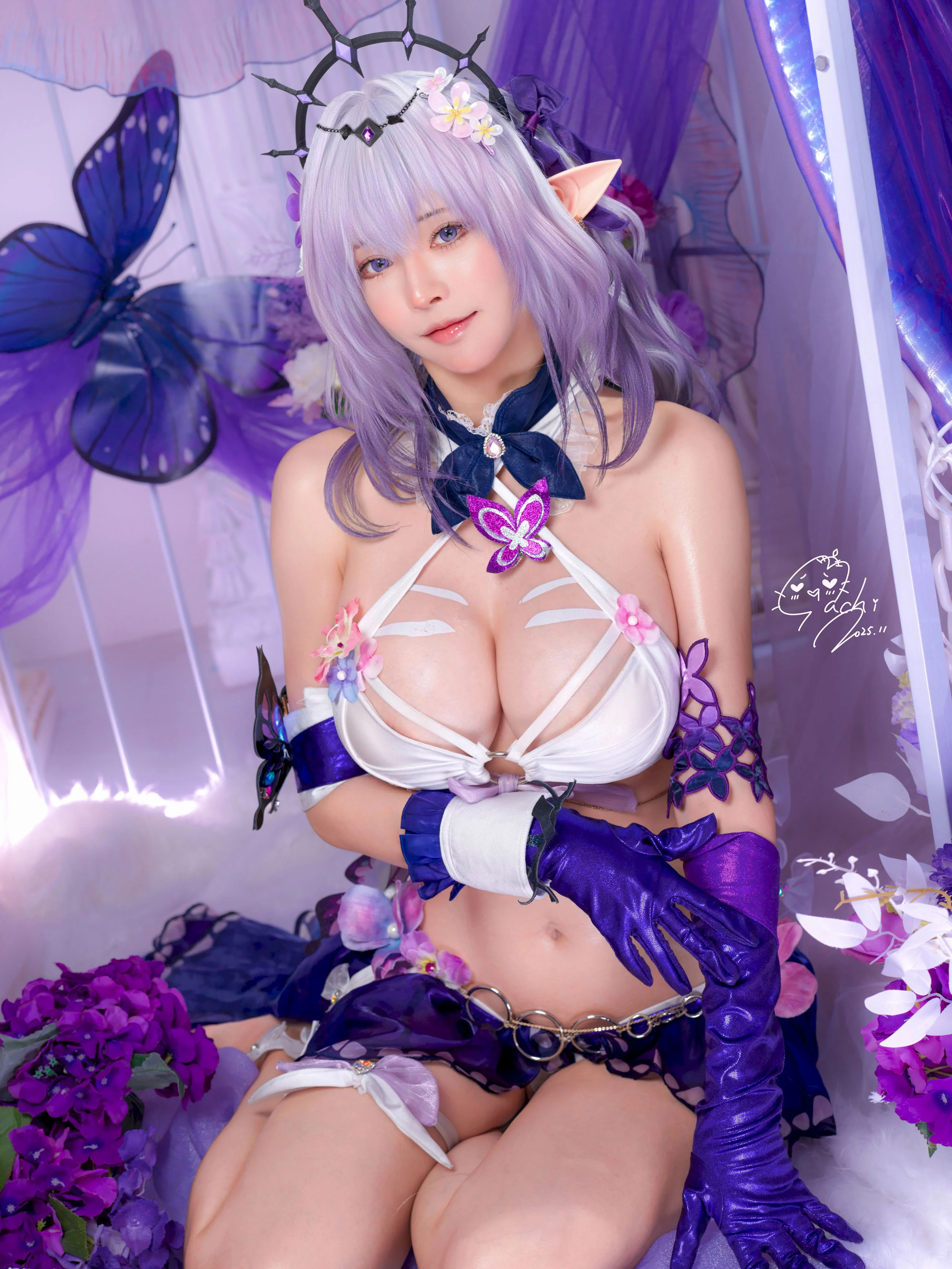 Đọc truyện hentai Tuyển tập Albums siêu phẩm Cosplay - 1353 - [Machi Mayoshi] The dangerous behind the scenes of the Castris Swimsuit Saint Part 1