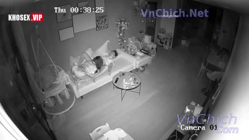 Hack Camera Cặp vợ chồng trẻ chịch nhau cực sung trên ghế sofa – Phần 2 ~ Sex Quay Lén
