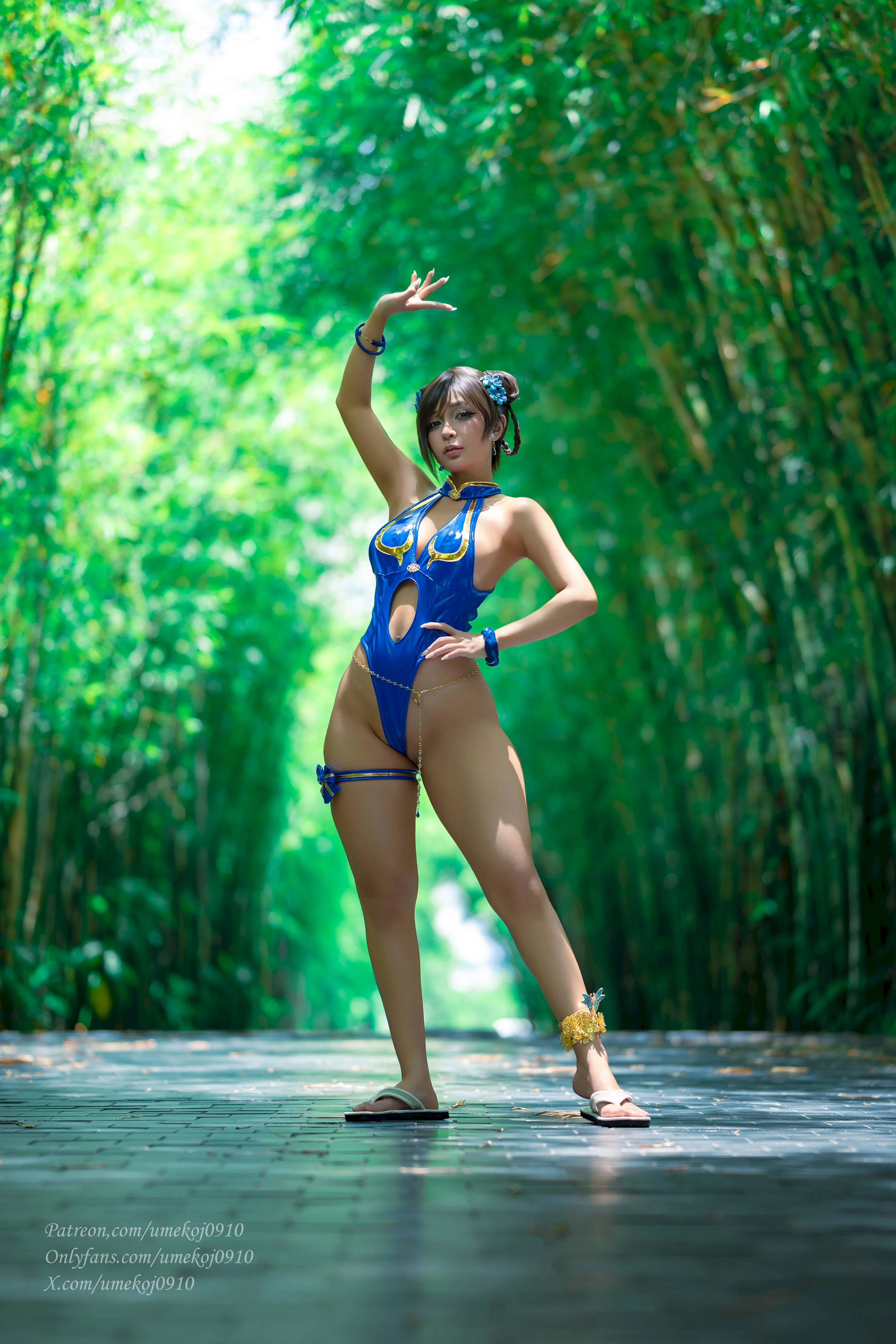Đọc truyện hentai Tuyển tập Albums siêu phẩm Cosplay - Chap 1287 - Umeko J - Chun-Li - Outfit 4 (Street Fighter 6)
