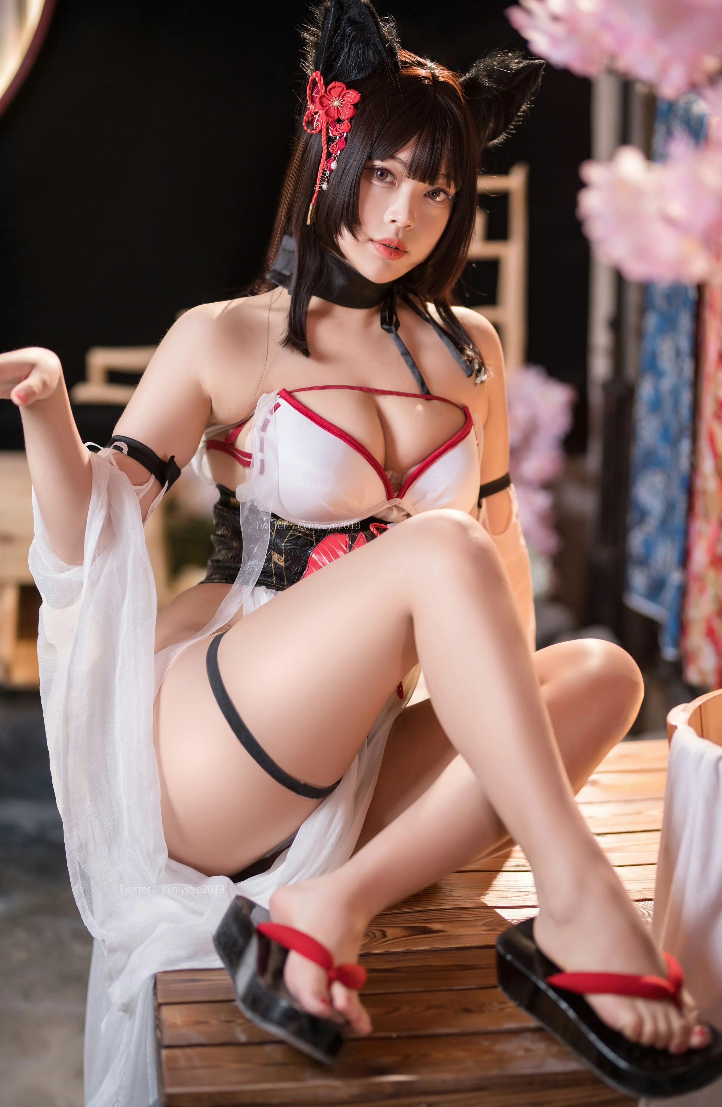 Đọc truyện hentai Tuyển tập Albums siêu phẩm Cosplay - Chap 613 - Bai Yeye - Azur Lane - Amagi