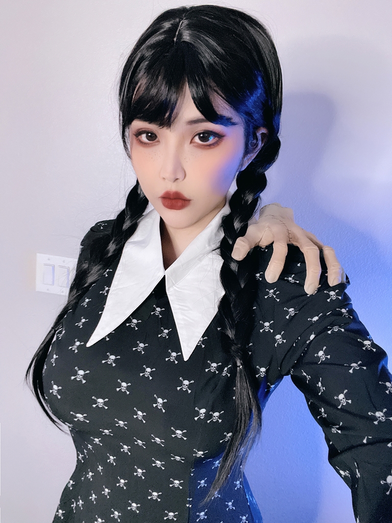 Đọc truyện hentai Tuyển tập Albums siêu phẩm Cosplay - Chap 129 - Hana Bunny – Wednesday Addams