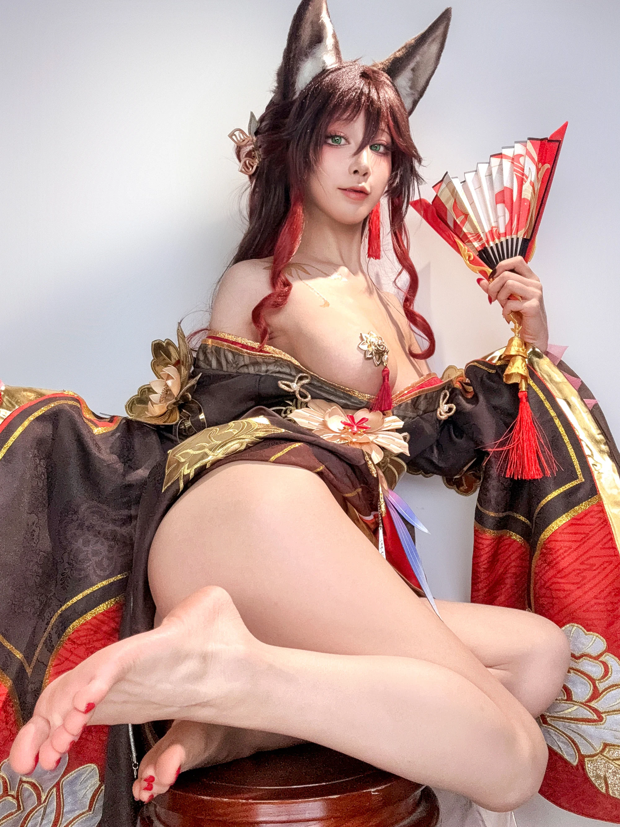 Đọc truyện hentai Tuyển tập Albums siêu phẩm Cosplay - Chap 964 - Water aqua - Forgetful Wanderer