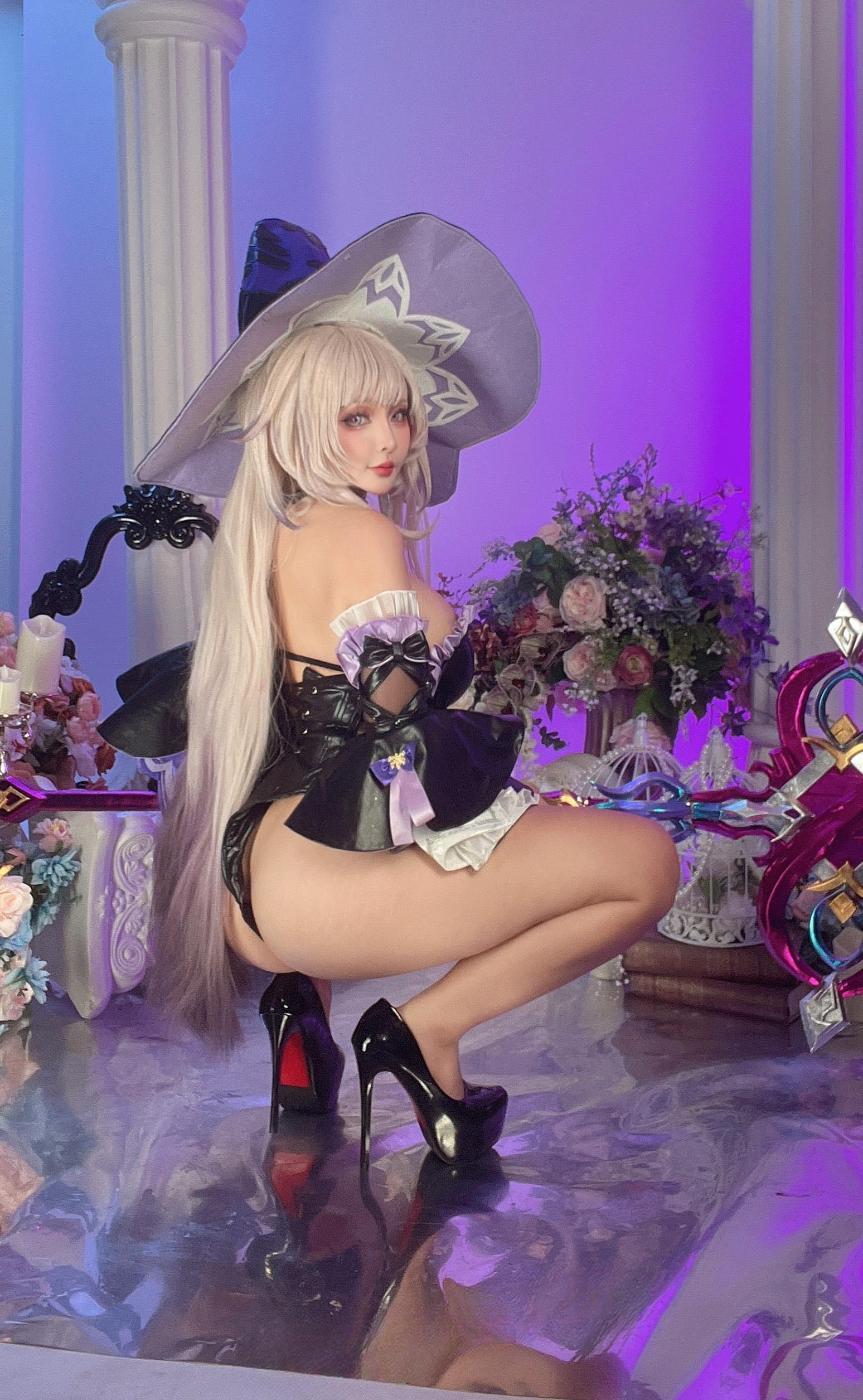 Đọc truyện hentai Tuyển tập Albums siêu phẩm Cosplay - Chap 1075 - Sayo Momo - The Herta (Honkai：Star Rail)