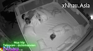 Hack Camera Nửa đêm mò lồn con vợ dâm (Hack Camera Nửa đêm mò lồn con vợ dâm) [26]