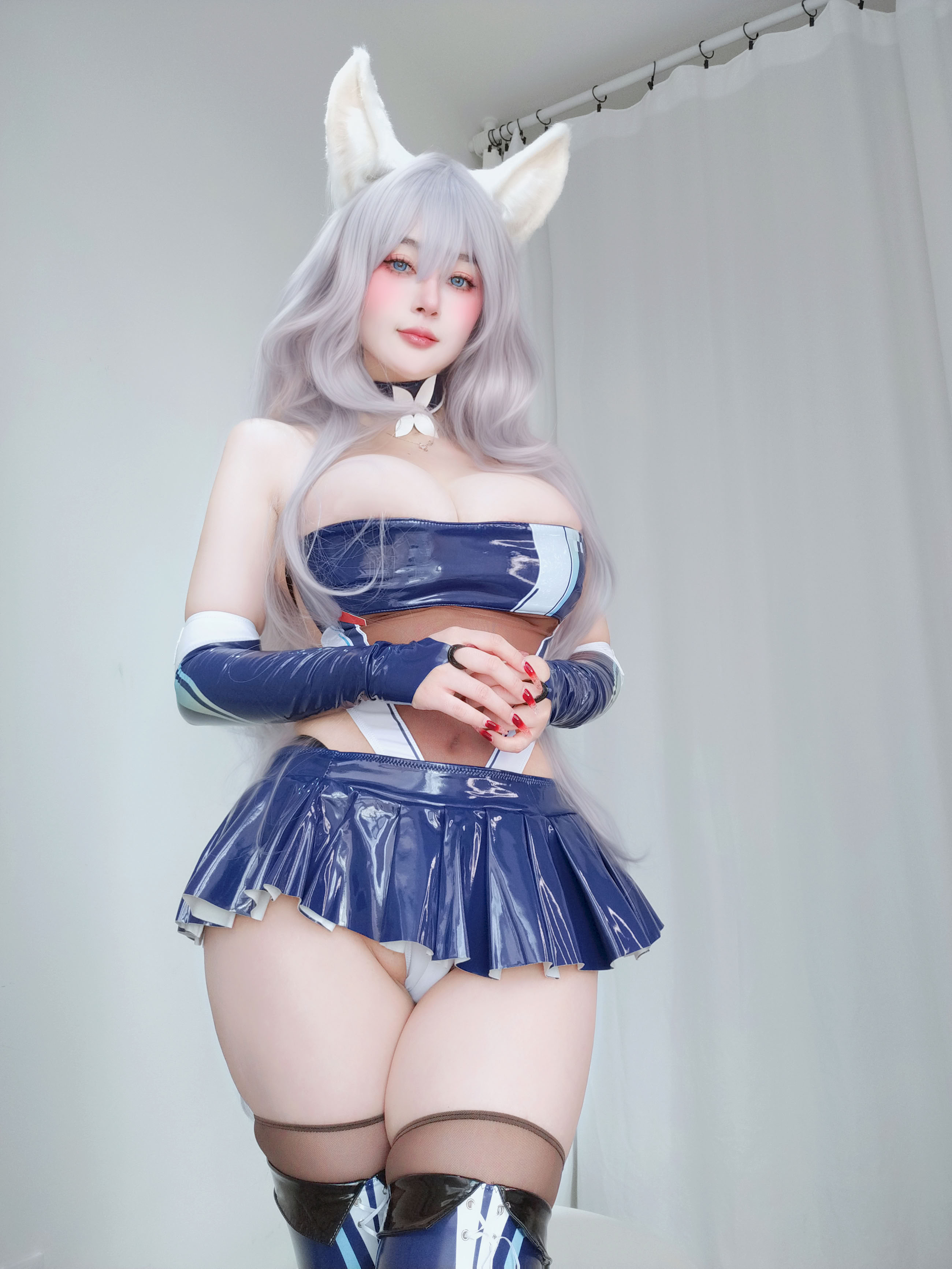 Đọc truyện hentai Tuyển tập Albums siêu phẩm Cosplay - Chap 1234 - Silver 81 - [Fantia] - Kui (Azur Lane)