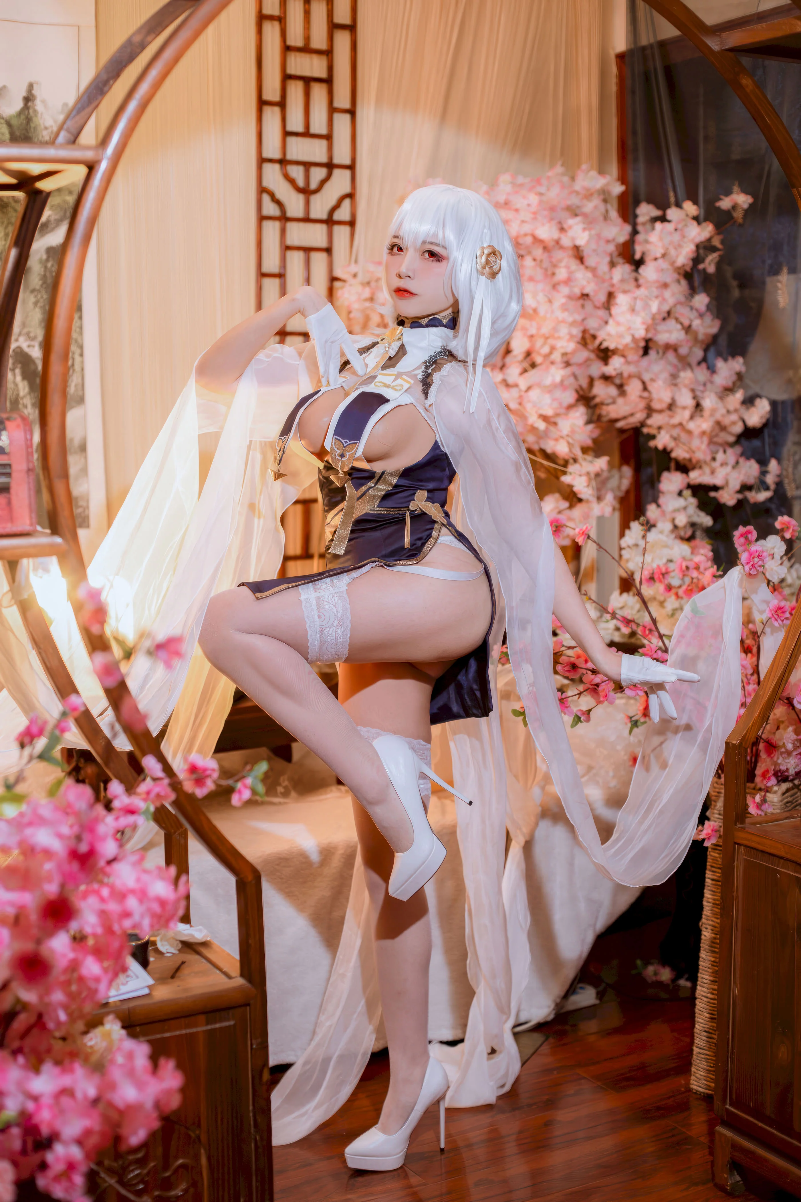 Đọc truyện hentai Tuyển tập Albums siêu phẩm Cosplay - Chap 1313 - Second Lieutenant Nisa - Azur Lane Sirius Cheongsam