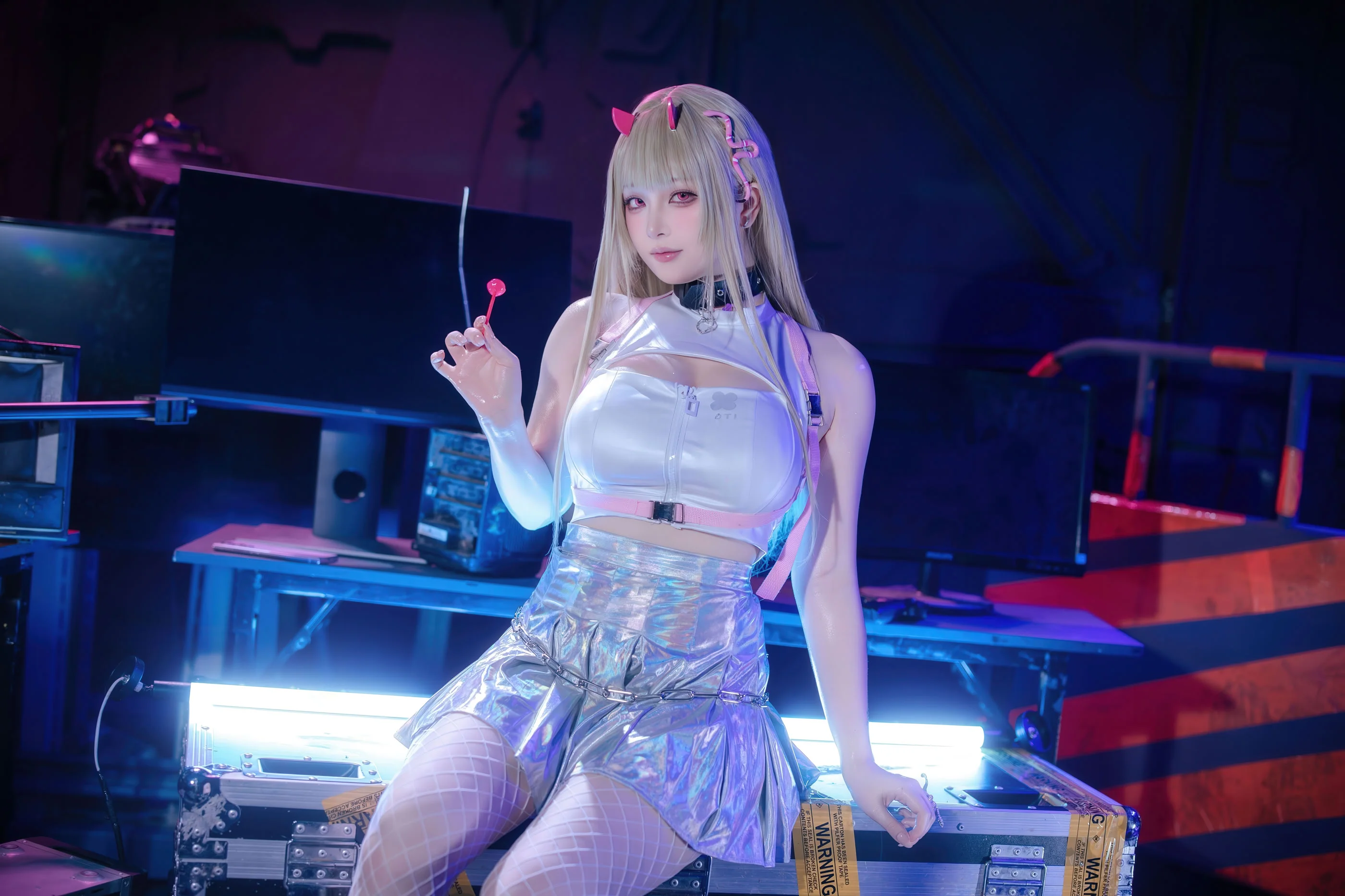 Đọc truyện hentai Tuyển tập Albums siêu phẩm Cosplay - Chap 1342 - Yukako - Victory Goddess: Niki, Viper