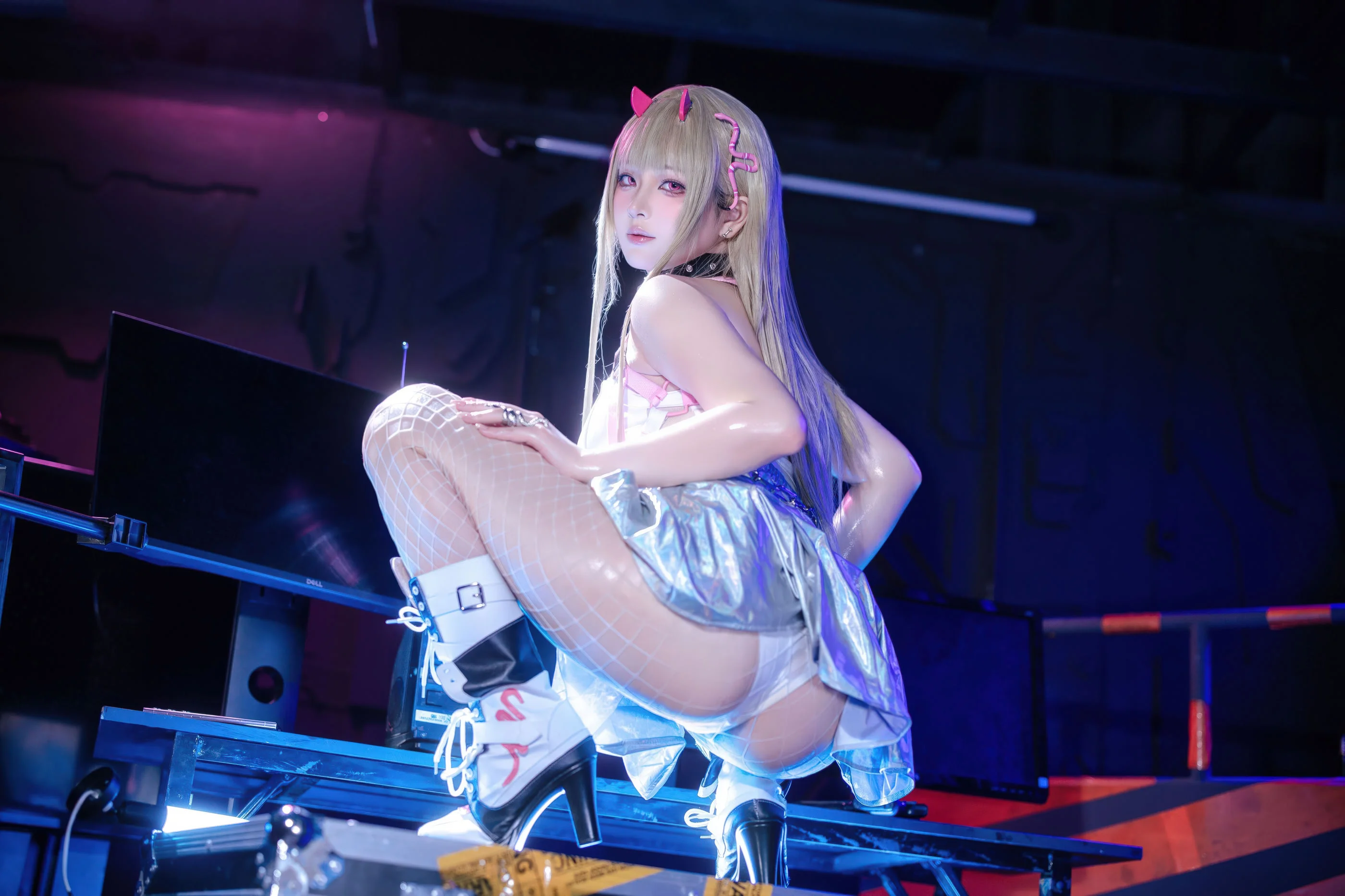 Đọc truyện hentai Tuyển tập Albums siêu phẩm Cosplay - Chap 1342 - Yukako - Victory Goddess: Niki, Viper