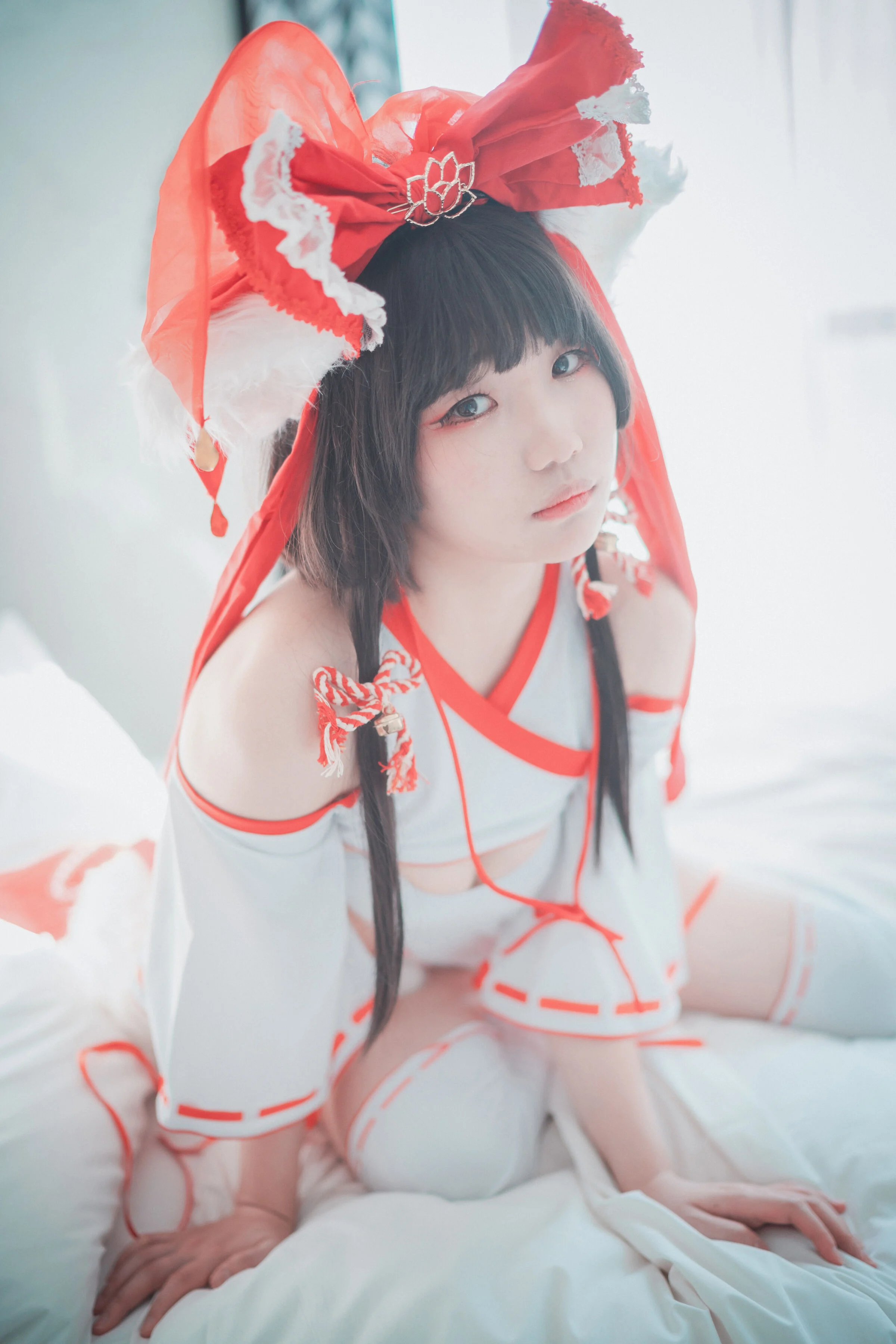 Đọc truyện hentai Tuyển tập Albums siêu phẩm Cosplay - Chap 612 - Mimmi - Reimu Hakurei
