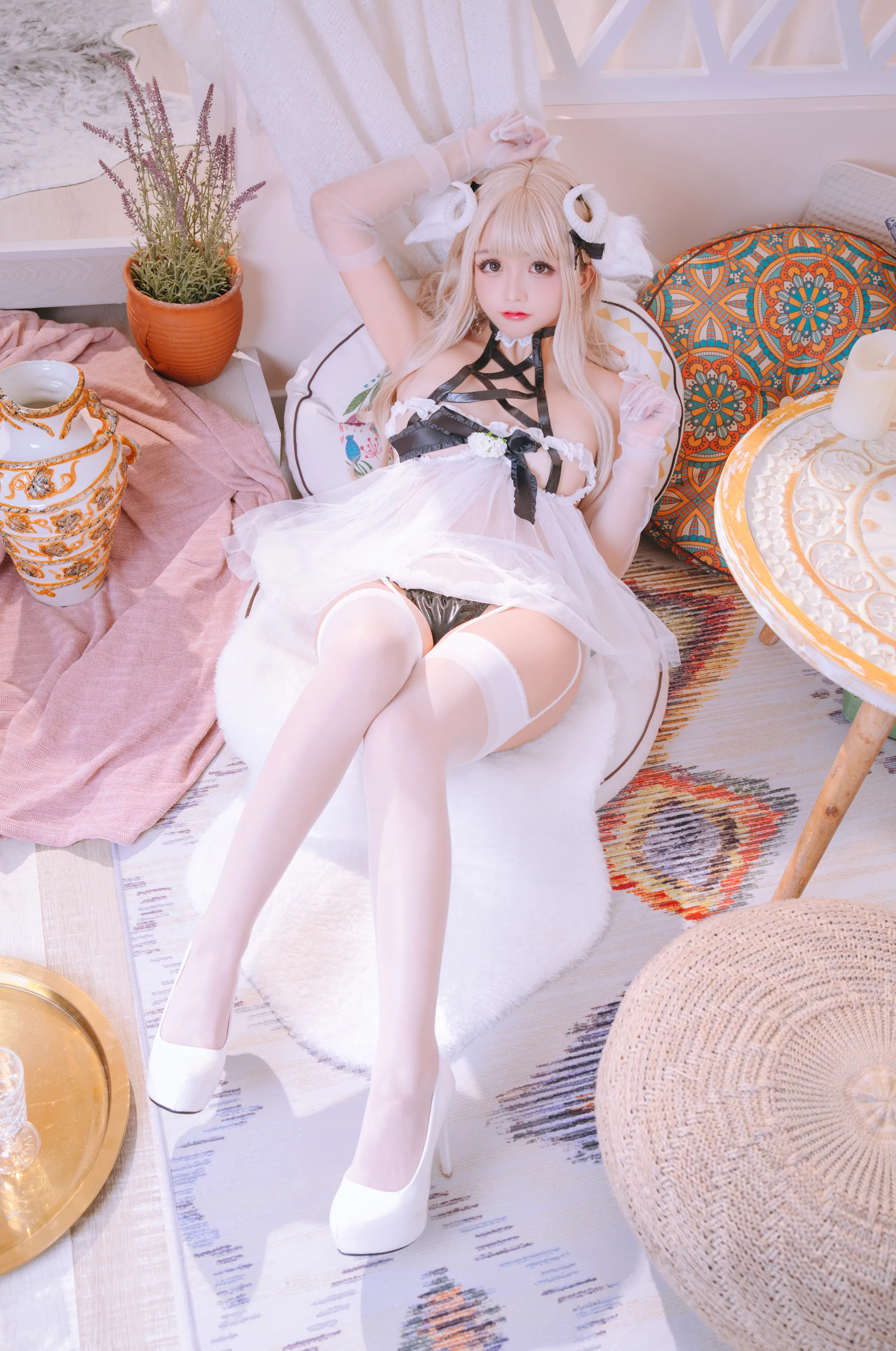 Đọc truyện hentai Tuyển tập Albums siêu phẩm Cosplay - Chap 1011 - Rina Jiao - White Lamb