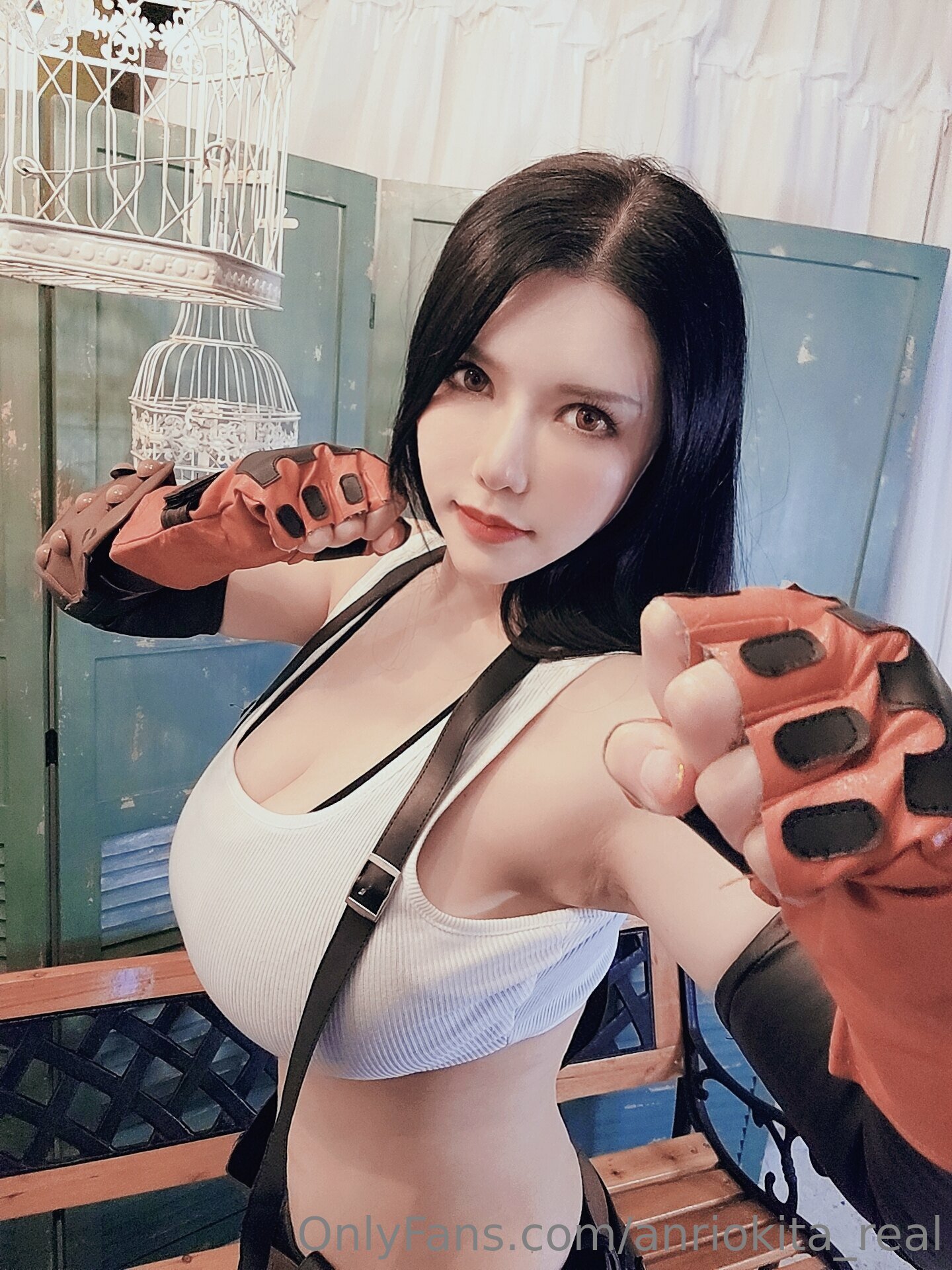 Đọc truyện hentai Tuyển tập Albums siêu phẩm Cosplay - Chap 329 - Anri Okita as Tifa Lockhart