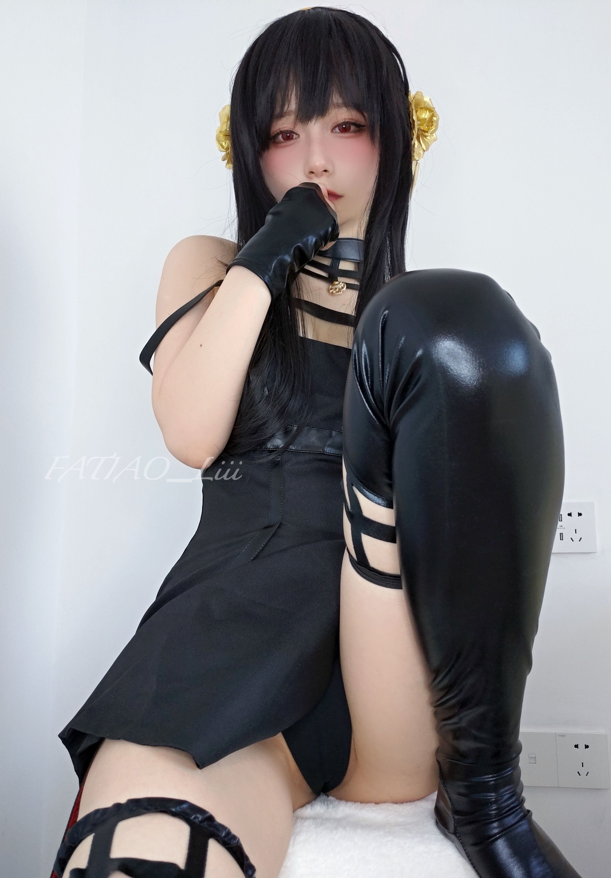 Đọc truyện hentai Tuyển tập Albums siêu phẩm Cosplay - Chap 588 - FATIAO - Yor