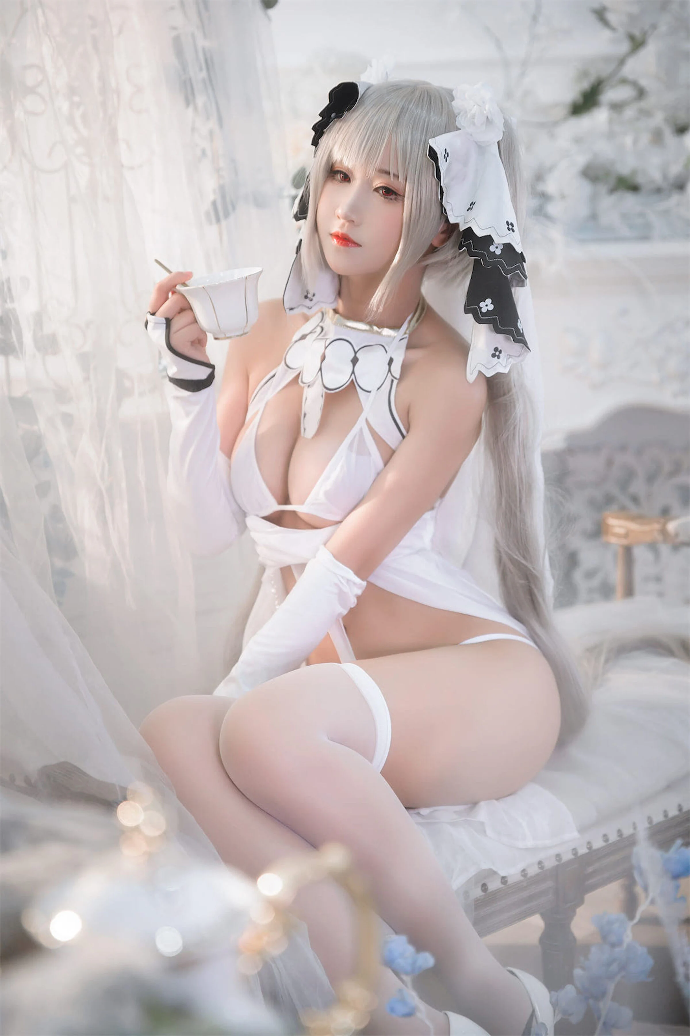 Đọc truyện hentai Tuyển tập Albums siêu phẩm Cosplay - Chap 532 - Three Degrees_69 Terrible White Veil