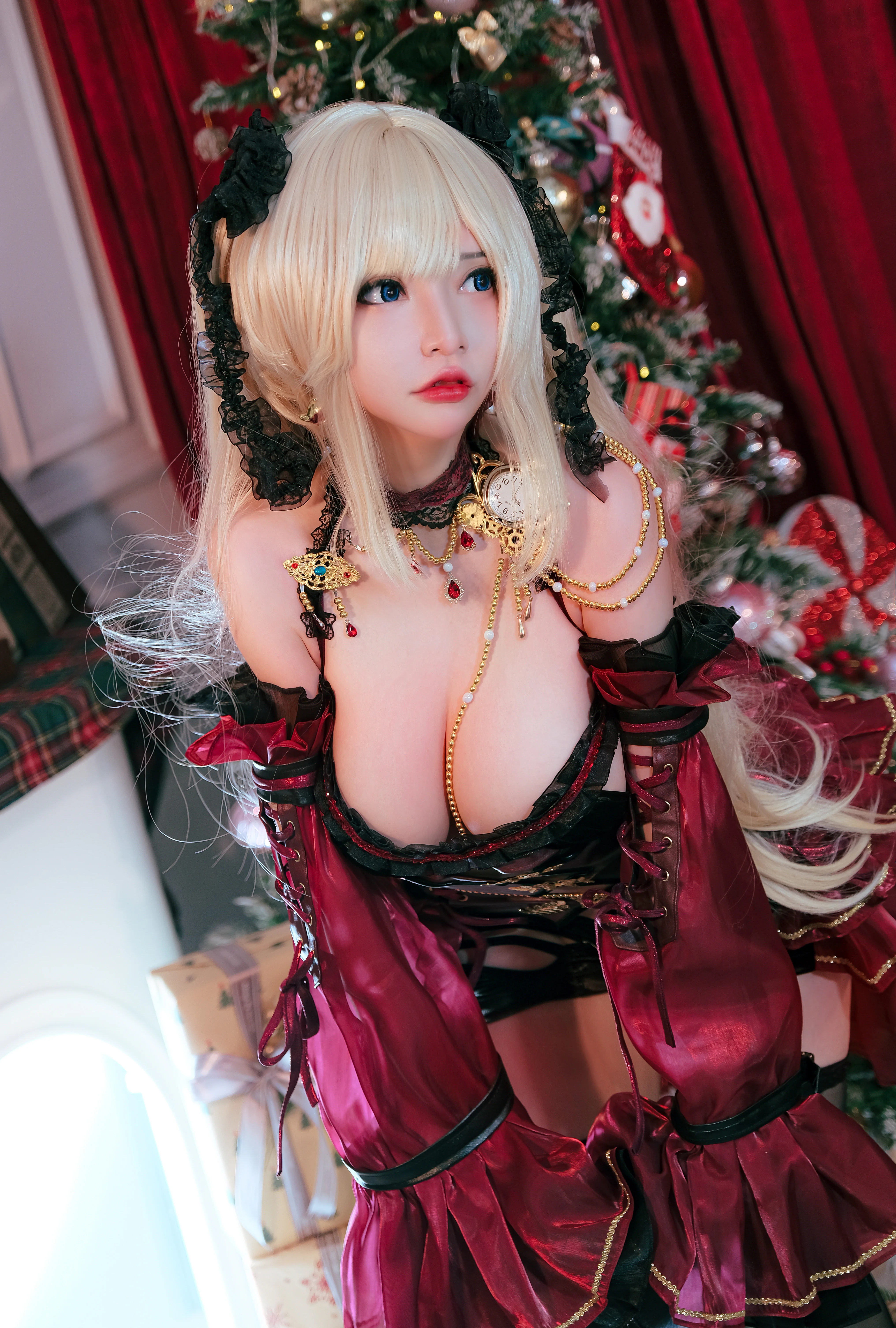 Đọc truyện hentai Tuyển tập Albums siêu phẩm Cosplay - Chap 945 - Potato Godzilla - Marie Rose Xmas