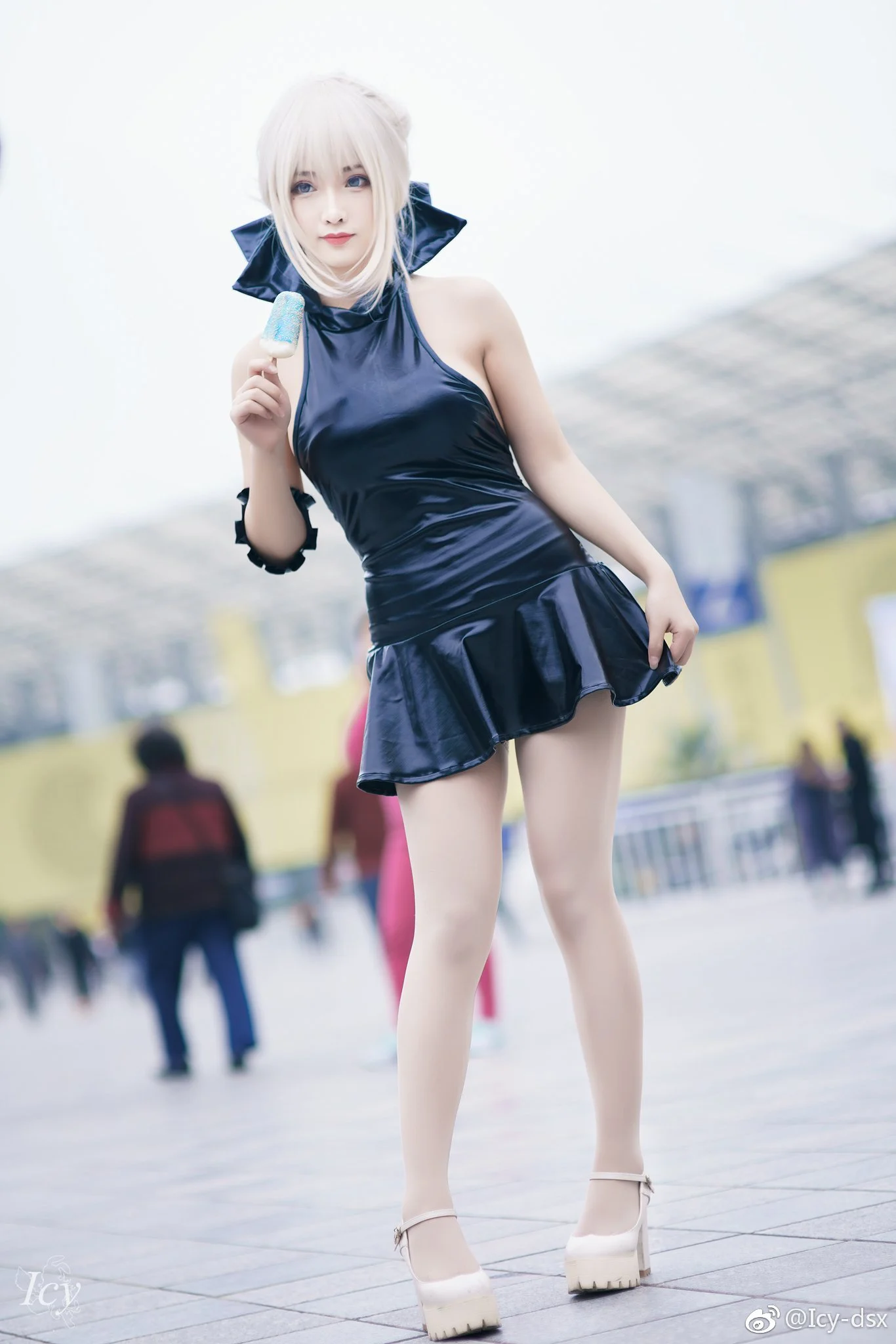 Đọc truyện hentai Tuyển tập Albums siêu phẩm Cosplay - Chap 886 - saber cosplay