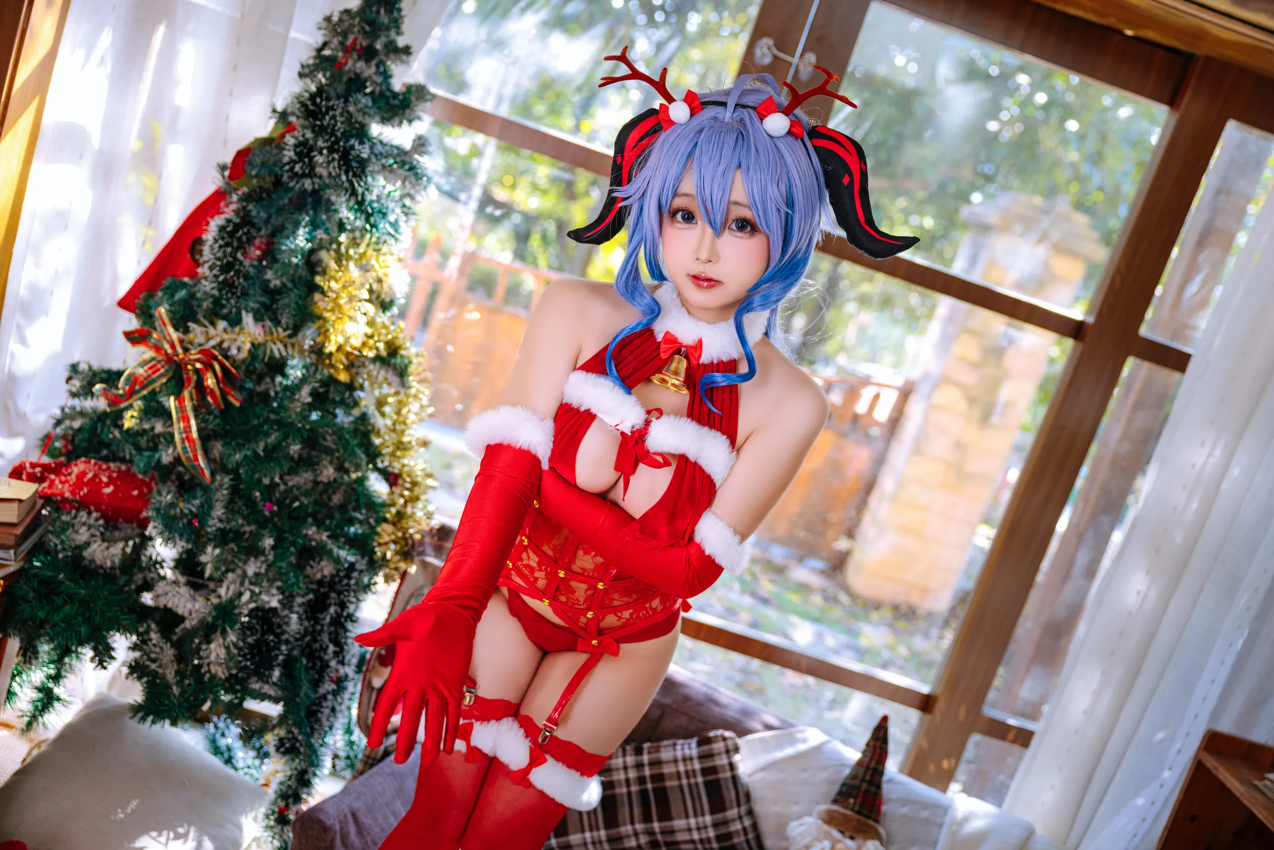 Đọc truyện hentai Tuyển tập Albums siêu phẩm Cosplay - Chap 960 - Rina Jiao - Ganyu Christmas