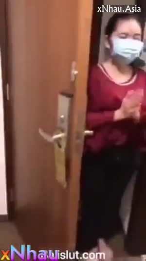 Đi masage lạnh mạnh mà tê hết cả cặc dâm đãng (Đi masage lạnh mạnh mà tê hết cả cặc dâm đãng) [26]