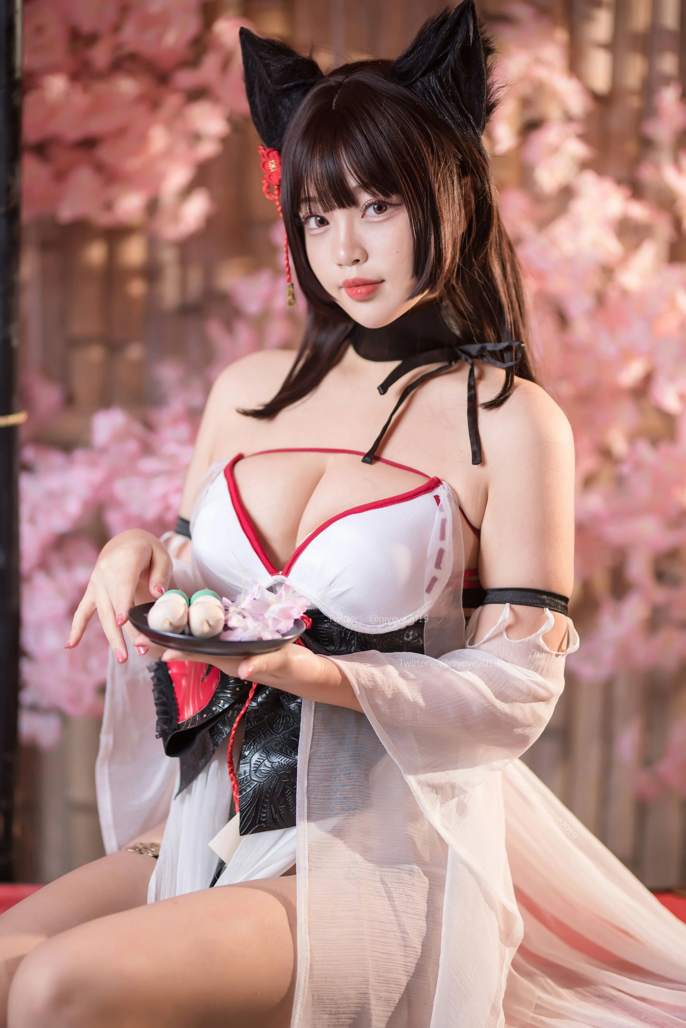 Đọc truyện hentai Tuyển tập Albums siêu phẩm Cosplay - Chap 613 - Bai Yeye - Azur Lane - Amagi