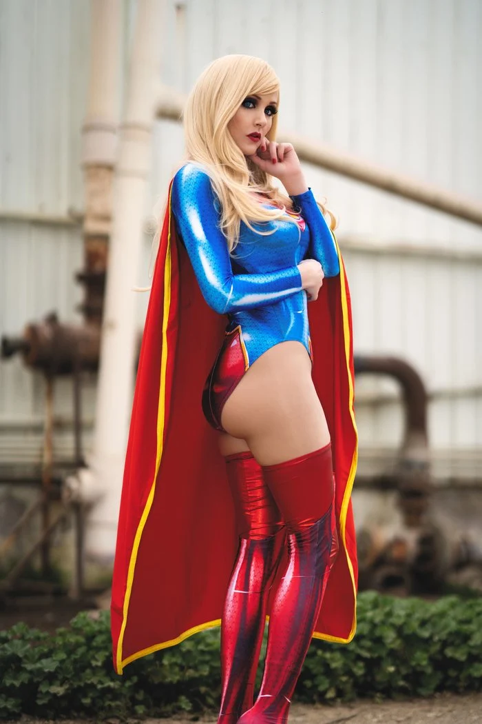 Đọc truyện hentai Tuyển tập Albums siêu phẩm Cosplay - Chap 969 - [Angie Griffin] Supergirl
