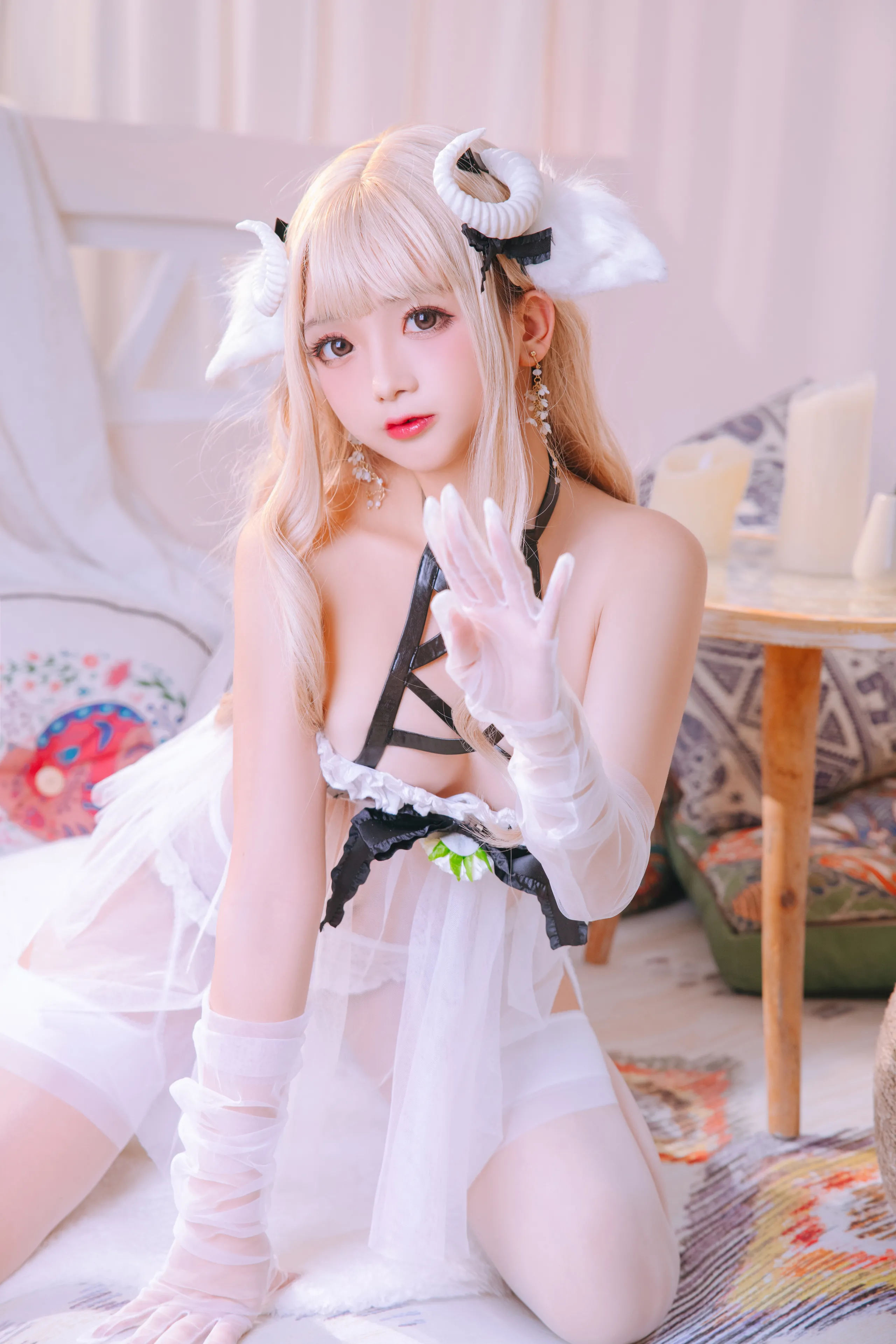 Đọc truyện hentai Tuyển tập Albums siêu phẩm Cosplay - Chap 1011 - Rina Jiao - White Lamb