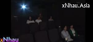 Chồng nhìn vợ bị 2 tên biến thái địt trong rạp chiếu phim phần 2 (Chồng nhìn vợ bị 2 tên biến thái địt trong rạp chiếu phim phần 2) []