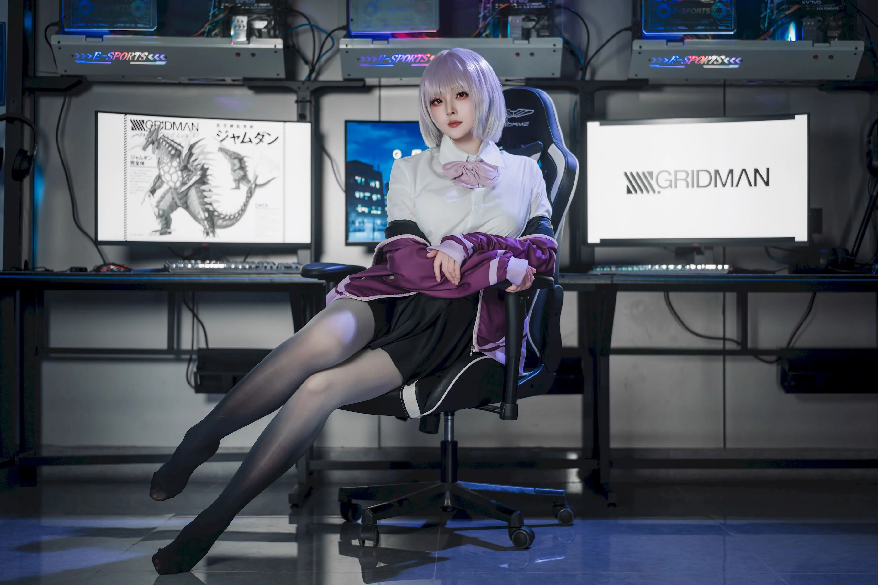 Đọc truyện hentai Tuyển tập Albums siêu phẩm Cosplay - Chap 1432 - Natsuko - GRIDMAN Akane Shinjo