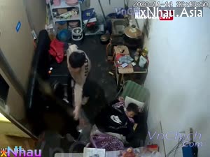 Hack Camera hai vợ chồng tranh thủ lúc con ngủ địt nhau luôn trong nhà bếp (Hack Camera hai vợ chồng tranh thủ lúc con ngủ địt nhau luôn trong nhà bếp) [26]