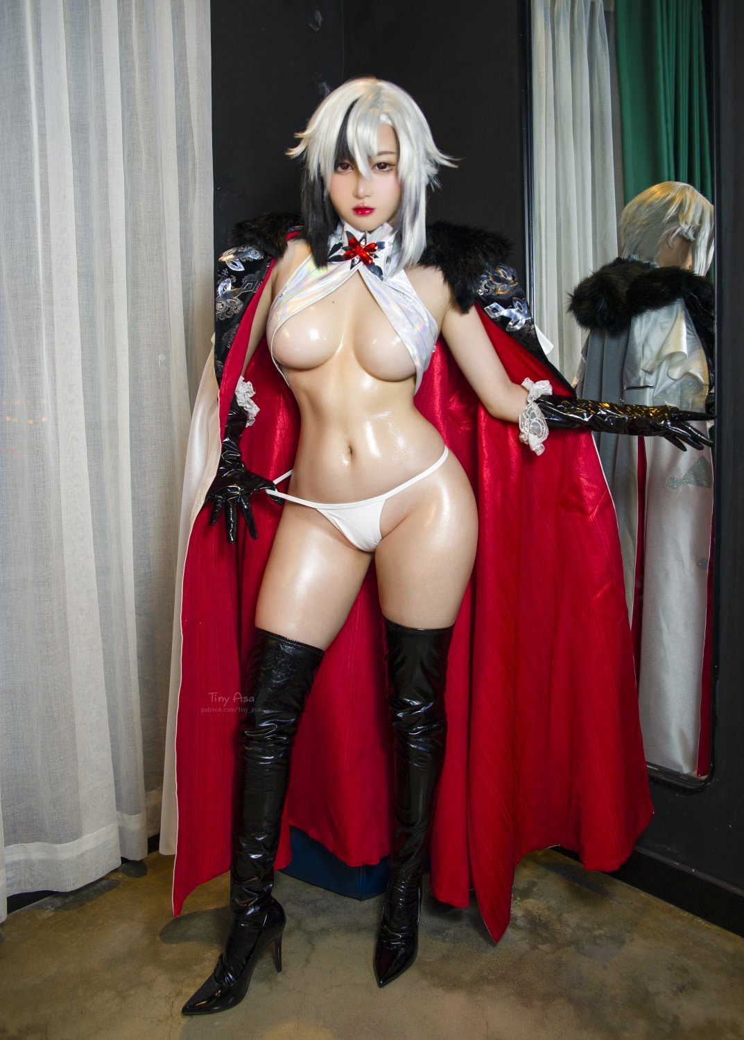 Đọc truyện hentai Tuyển tập Albums siêu phẩm Cosplay - Chap 154 - Tiny Asa - Arlecchino