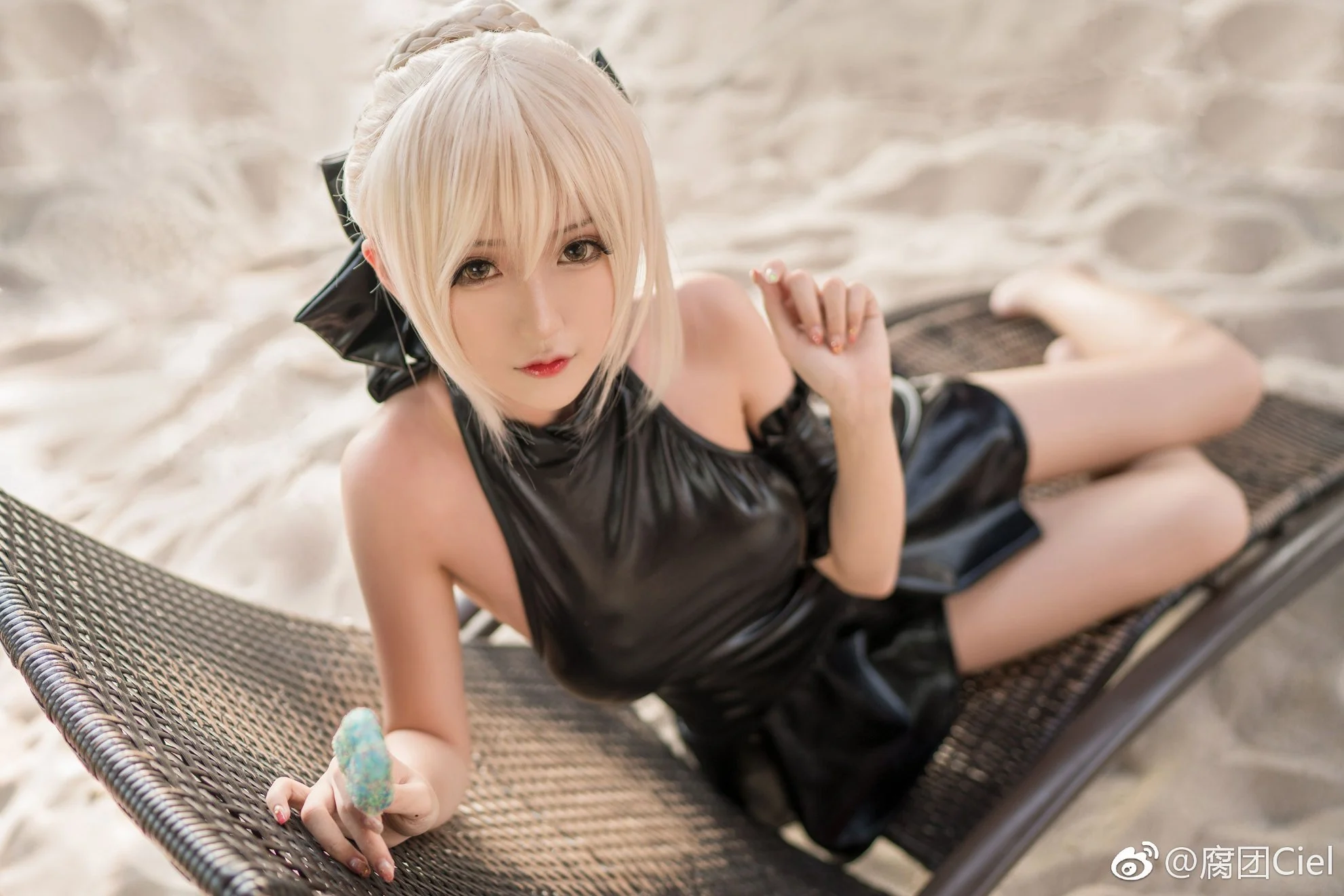 Đọc truyện hentai Tuyển tập Albums siêu phẩm Cosplay - Chap 886 - saber cosplay