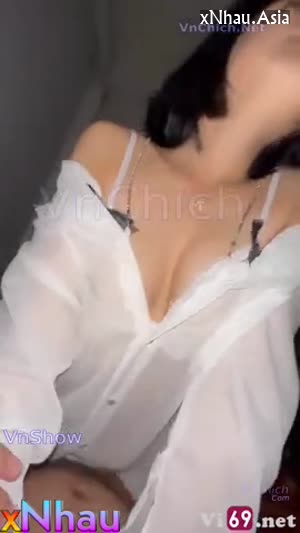 Anh còn chưa kịp ăn cơm em đồng nghiệp đã bắt chịch 2 hiệp luôn - Sex Việt Nam (Anh còn chưa kịp ăn cơm em đồng nghiệp đã bắt chịch 2 hiệp luôn - Sex Việt Nam) [26]