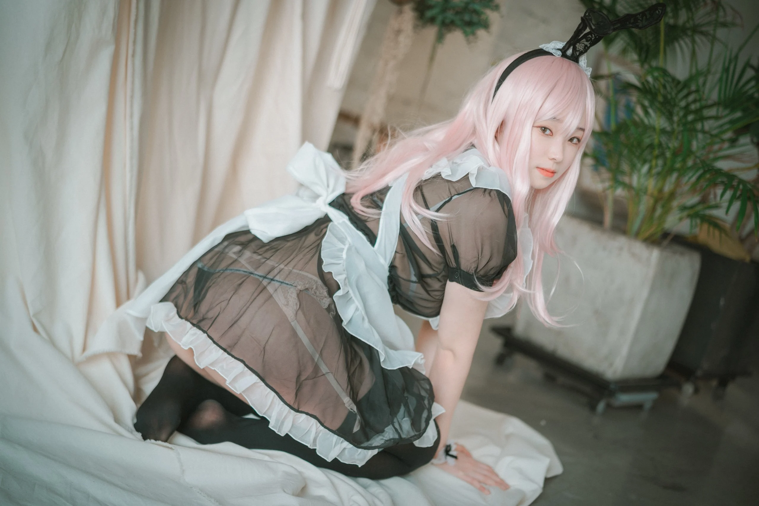 Đọc truyện hentai Tuyển tập Albums siêu phẩm Cosplay - Chap 768 - [DJAWA] Bambi - Sheer Bunny Maid
