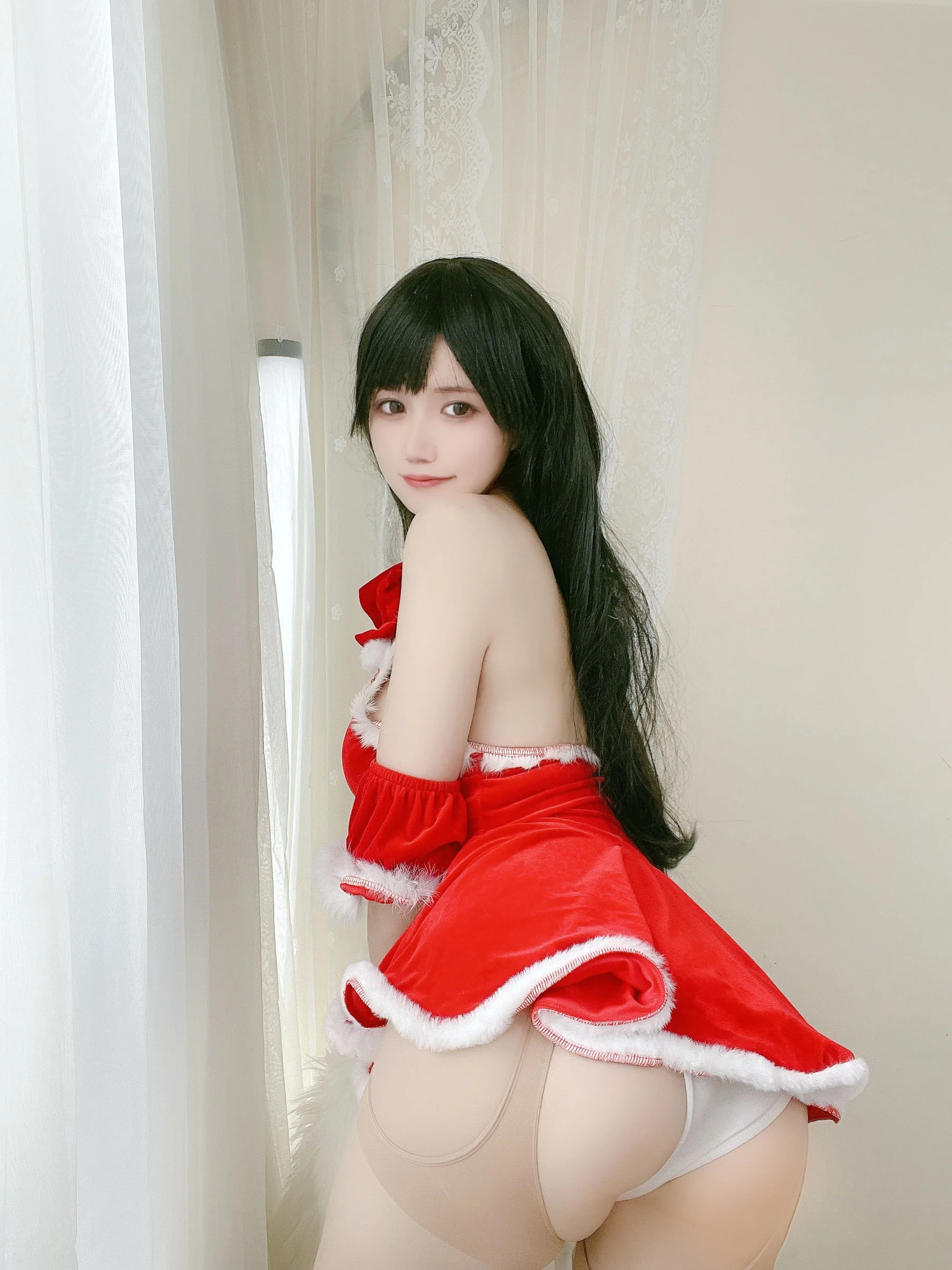 Đọc truyện hentai Tuyển tập Albums siêu phẩm Cosplay - Chap 733 - [Chiyoko Ogura] Red Christmas
