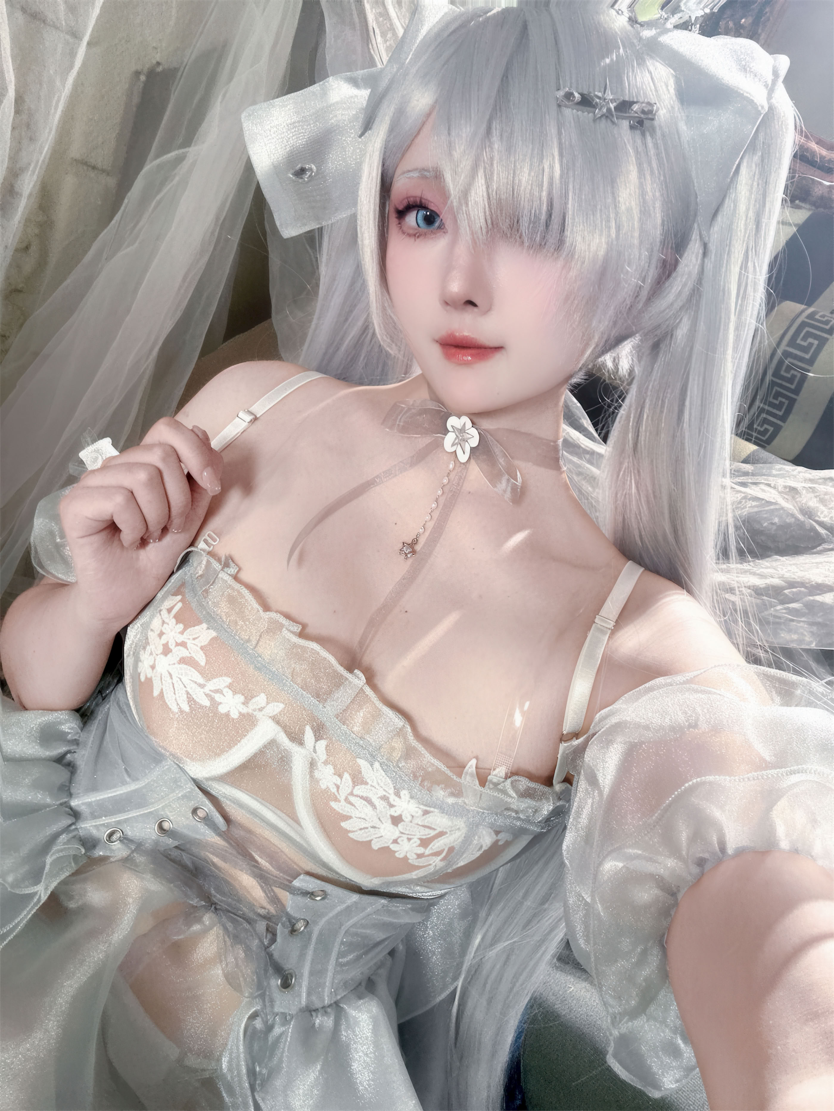 Đọc truyện hentai Tuyển tập Albums siêu phẩm Cosplay - Chap 1373 - Natsuko Natsuko - Cinderella