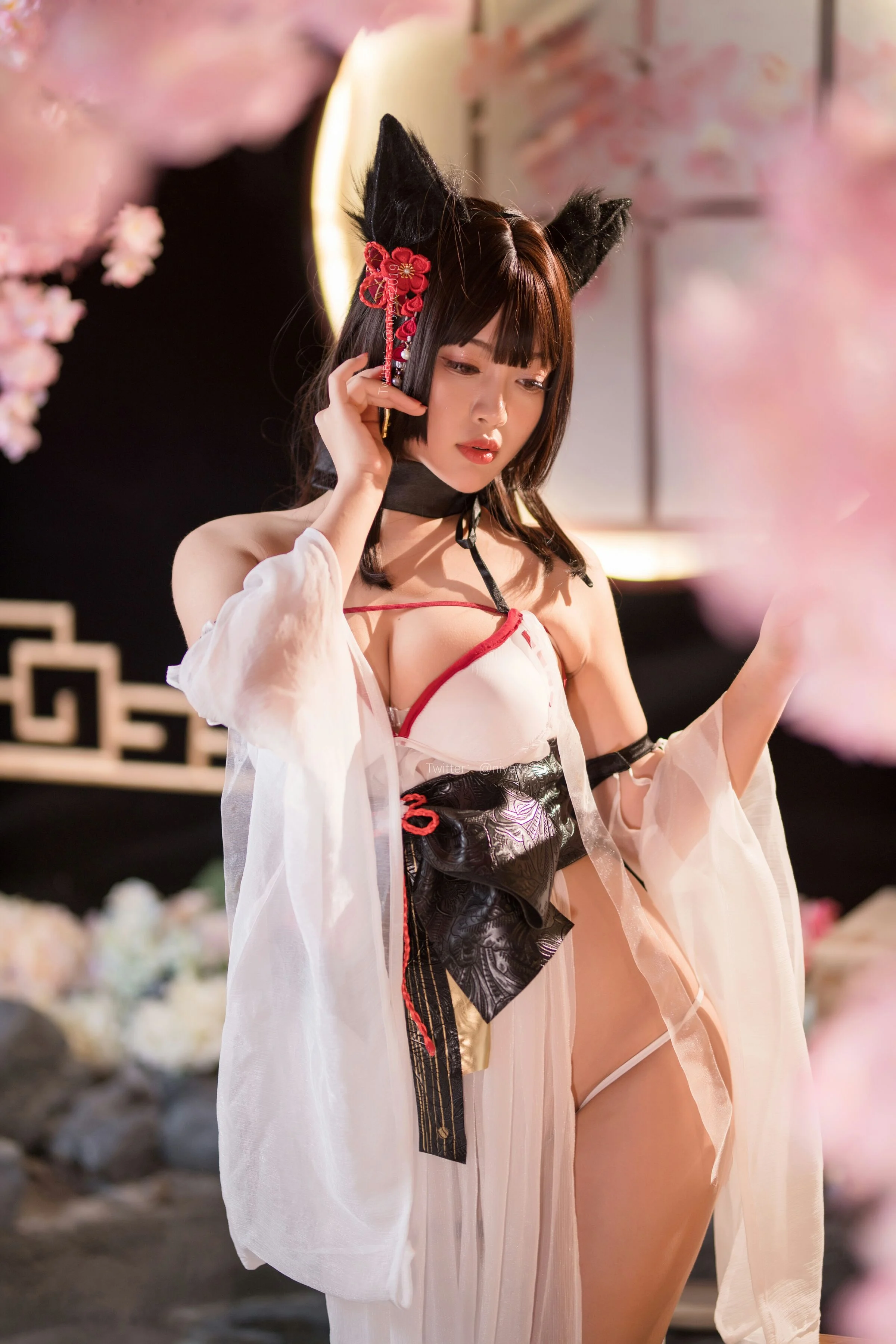 Đọc truyện hentai Tuyển tập Albums siêu phẩm Cosplay - Chap 613 - Bai Yeye - Azur Lane - Amagi