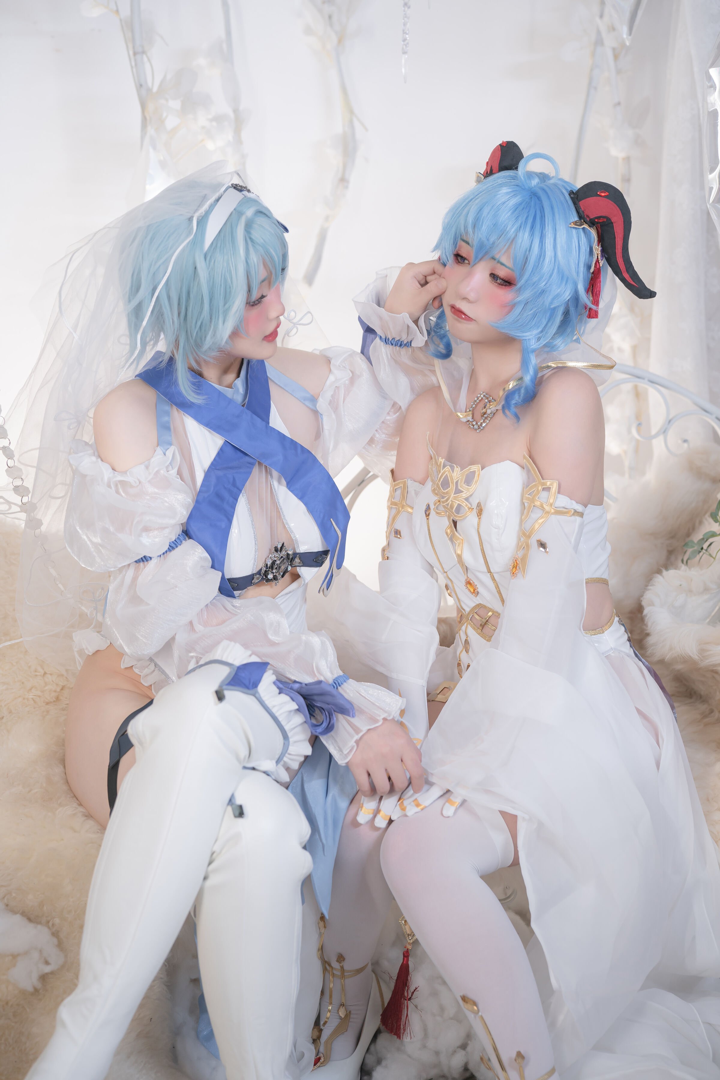 Đọc truyện hentai Tuyển tập Albums siêu phẩm Cosplay - Chap 489 - Crash Girl Meow Xiaoji & Yunshao - Genshin Impact Bride: Eula & Ganyu