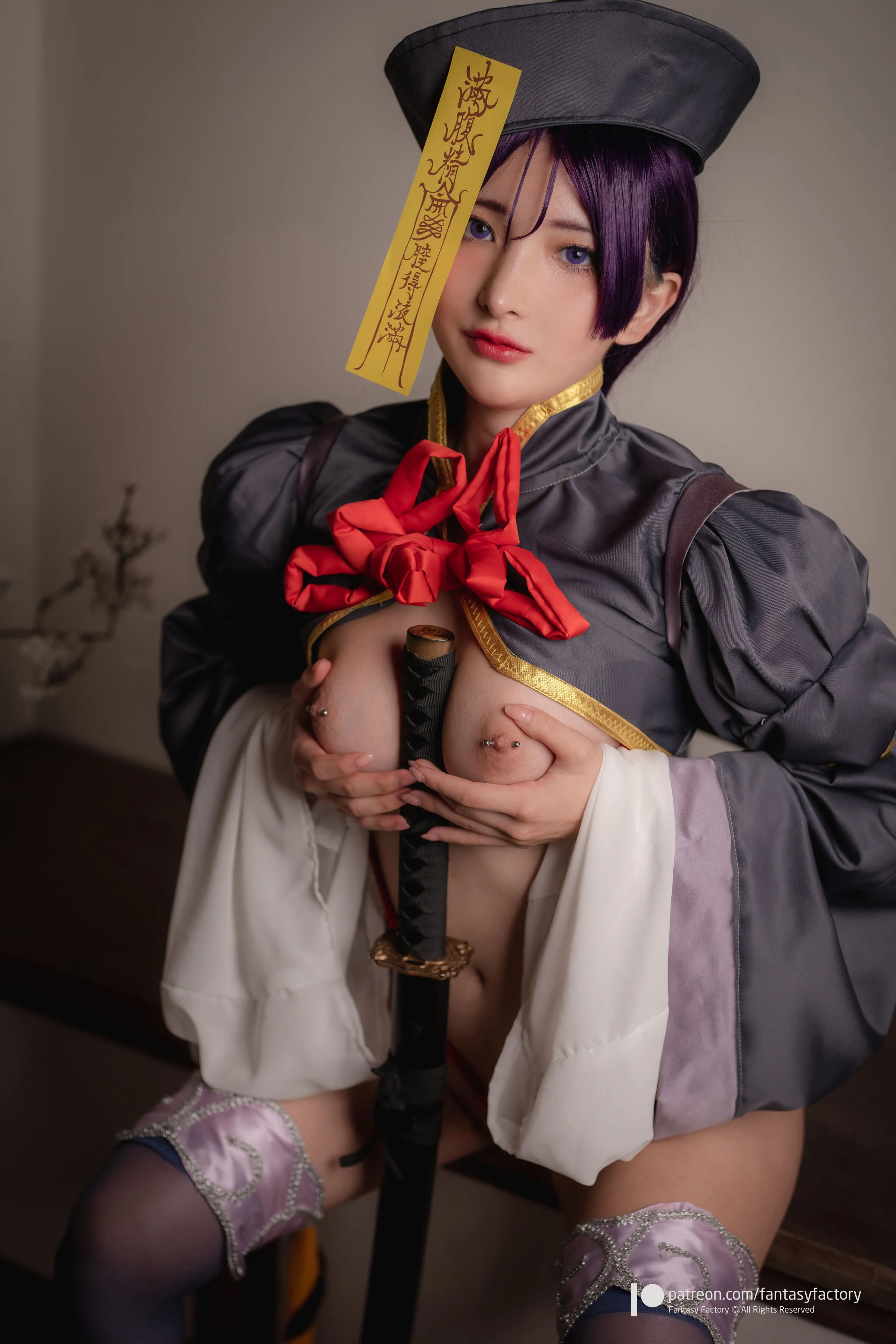 Đọc truyện hentai Tuyển tập Albums siêu phẩm Cosplay - Chap 94 - Cô gái thây ma