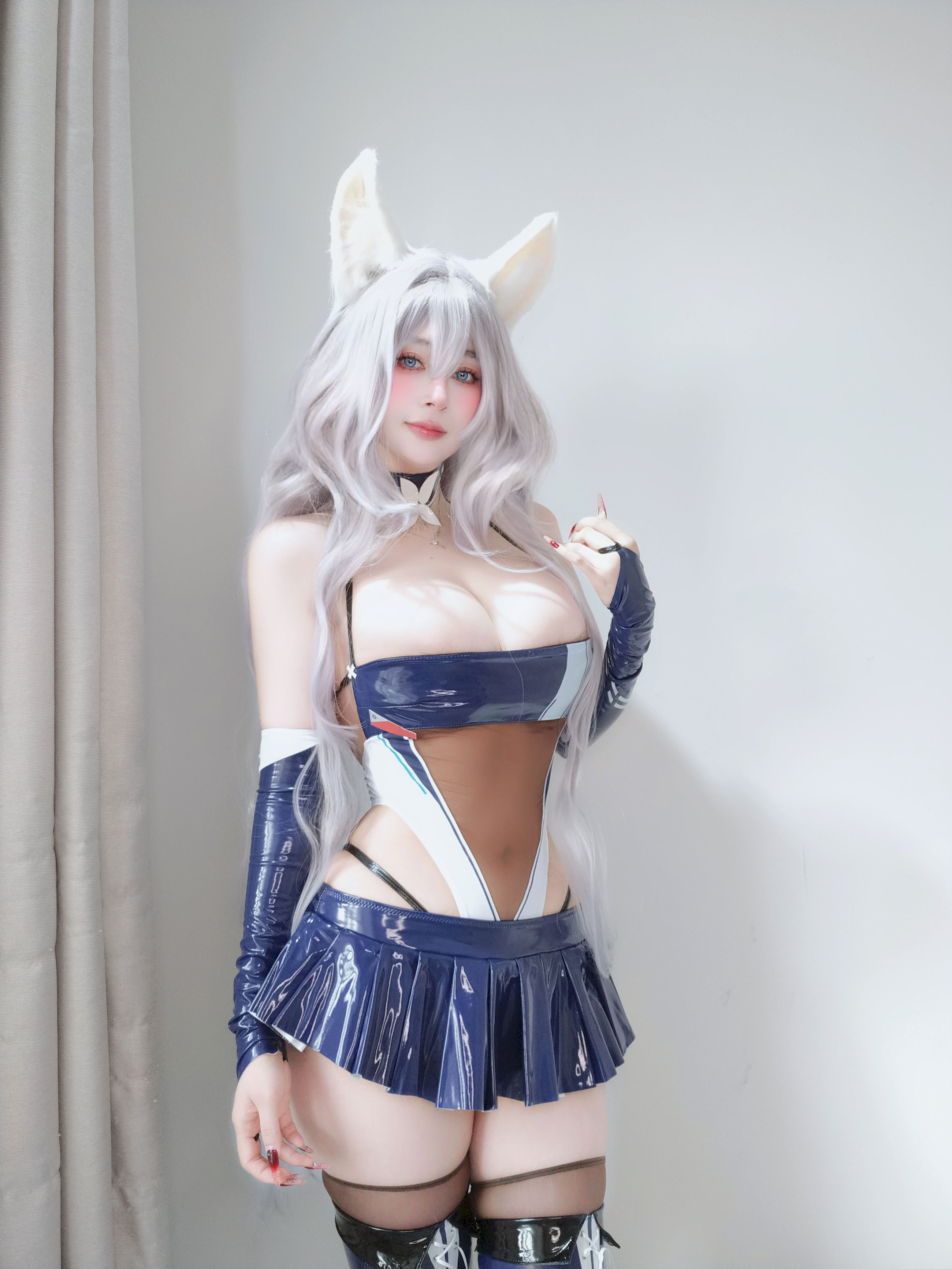 Đọc truyện hentai Tuyển tập Albums siêu phẩm Cosplay - Chap 1234 - Silver 81 - [Fantia] - Kui (Azur Lane)