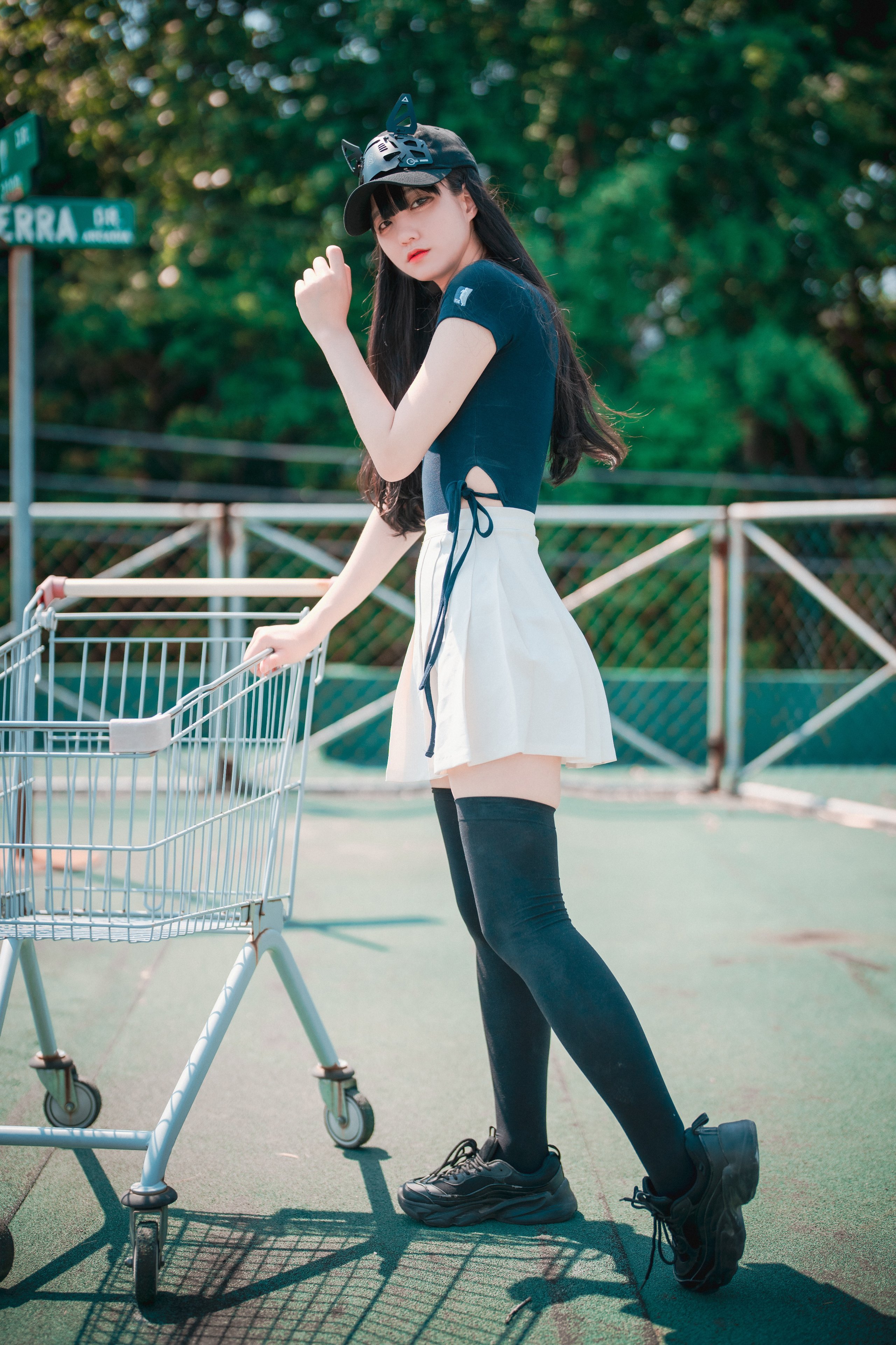 Đọc truyện hentai Tuyển tập Albums siêu phẩm Cosplay - Chap 699 - [DJAWA] Jeong Jenny  - Classic Athletic Girl in Navy Blue