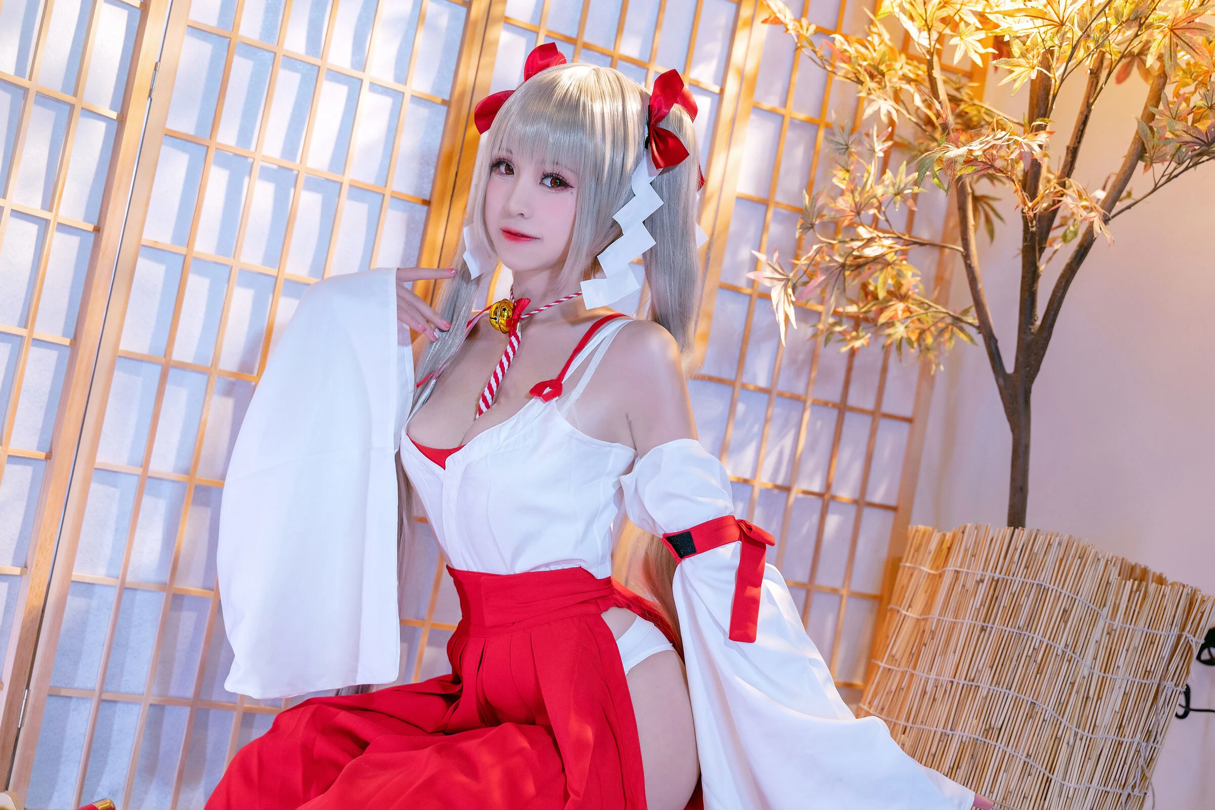 Đọc truyện hentai Tuyển tập Albums siêu phẩm Cosplay - Chap 615 - miko - Awesome witch