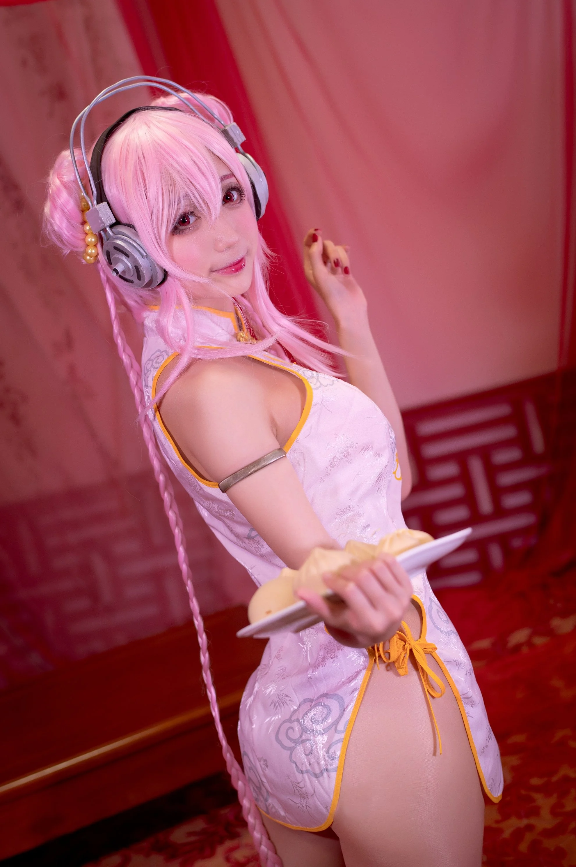 Đọc truyện hentai Tuyển tập Albums siêu phẩm Cosplay - Chap 885 - Zhou Ji is a cute rabbit NO.030 Cheongsam Sony
