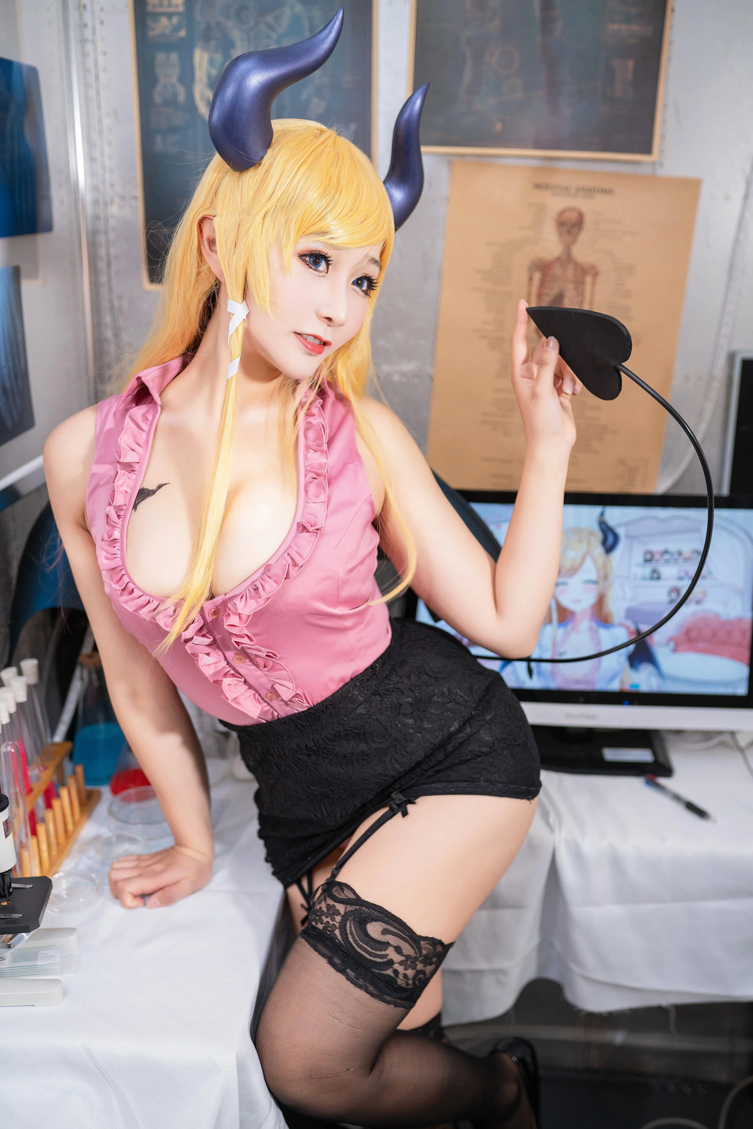 Đọc truyện hentai Tuyển tập Albums siêu phẩm Cosplay - Chap 731 - [Santou Miido] Teacher Kokku (Choko Iyutsuki)