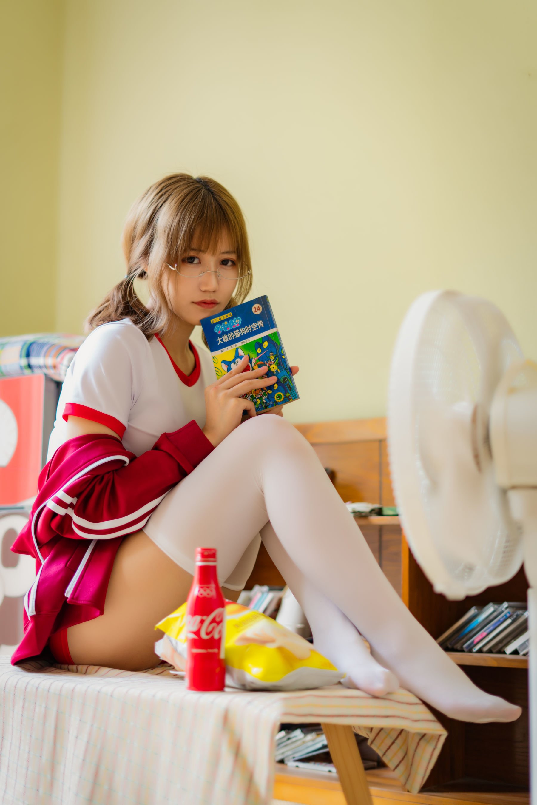 Đọc truyện hentai Tuyển tập Albums siêu phẩm Cosplay - Chap 734 - [Chiyoko Ogura] Red gymnastics suit