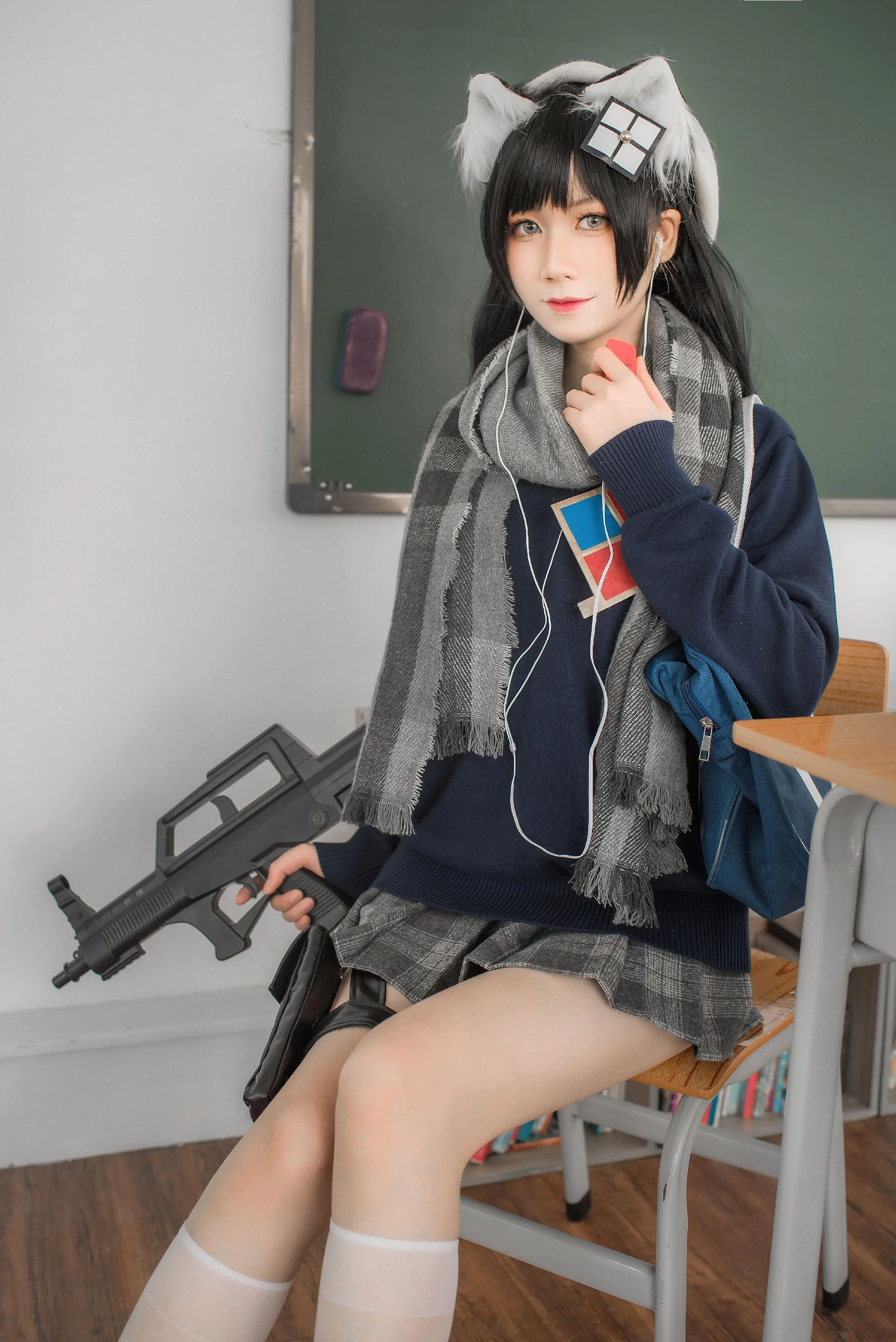 Đọc truyện hentai Tuyển tập Albums siêu phẩm Cosplay - Chap 27 - Izumi Izumi Momoko – Girls Frontline Style 95